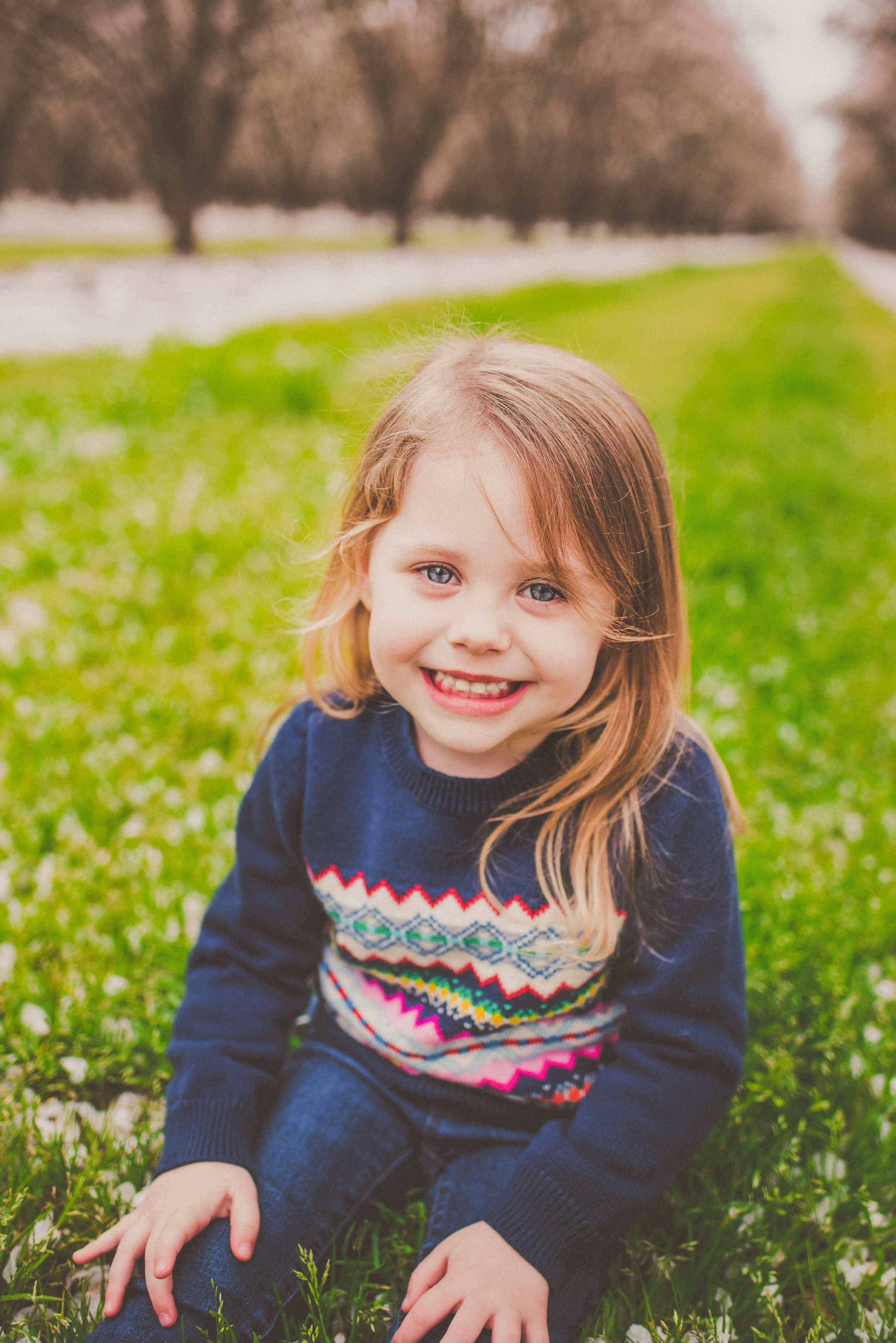 Almond Blossom Family Portraits-37.jpg