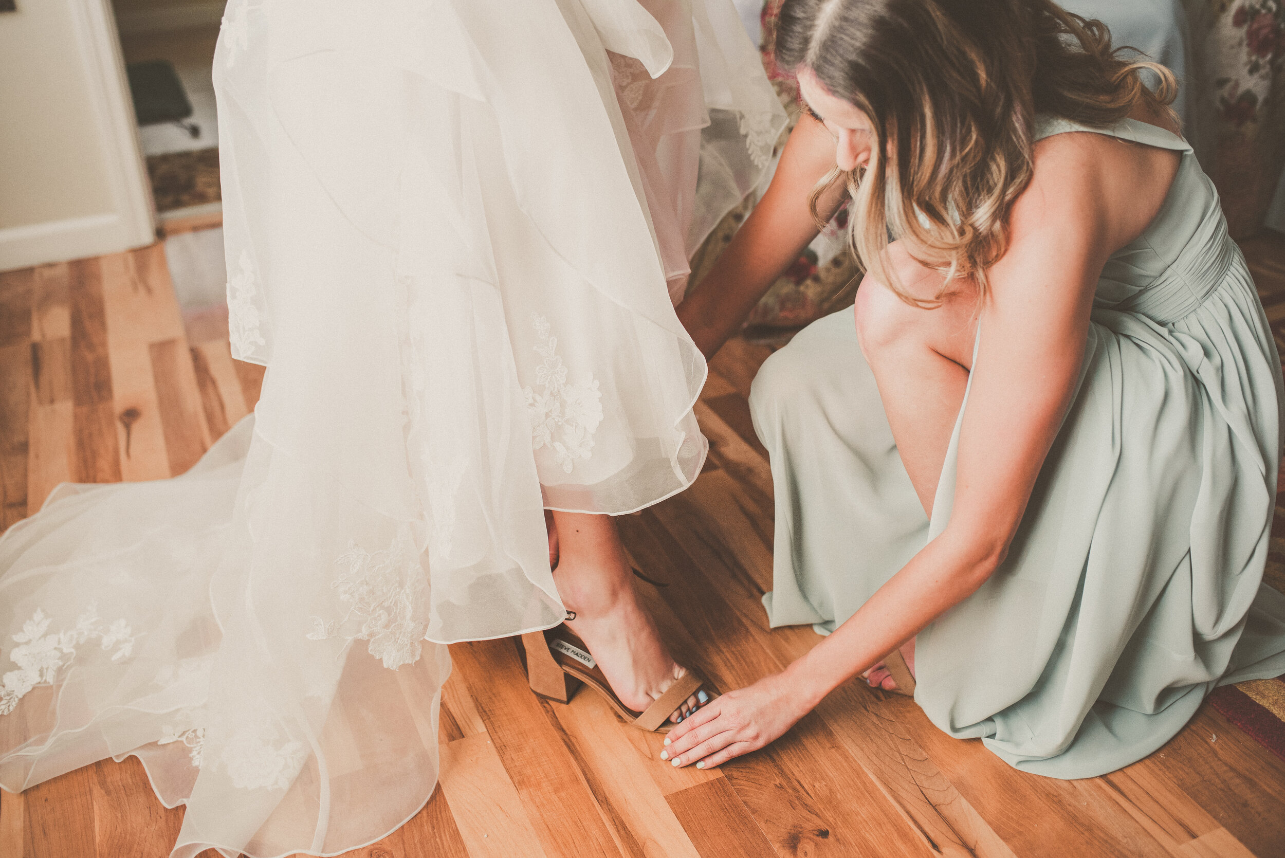 Kyle & Ariana + Details + Bride Getting Ready-39.jpg