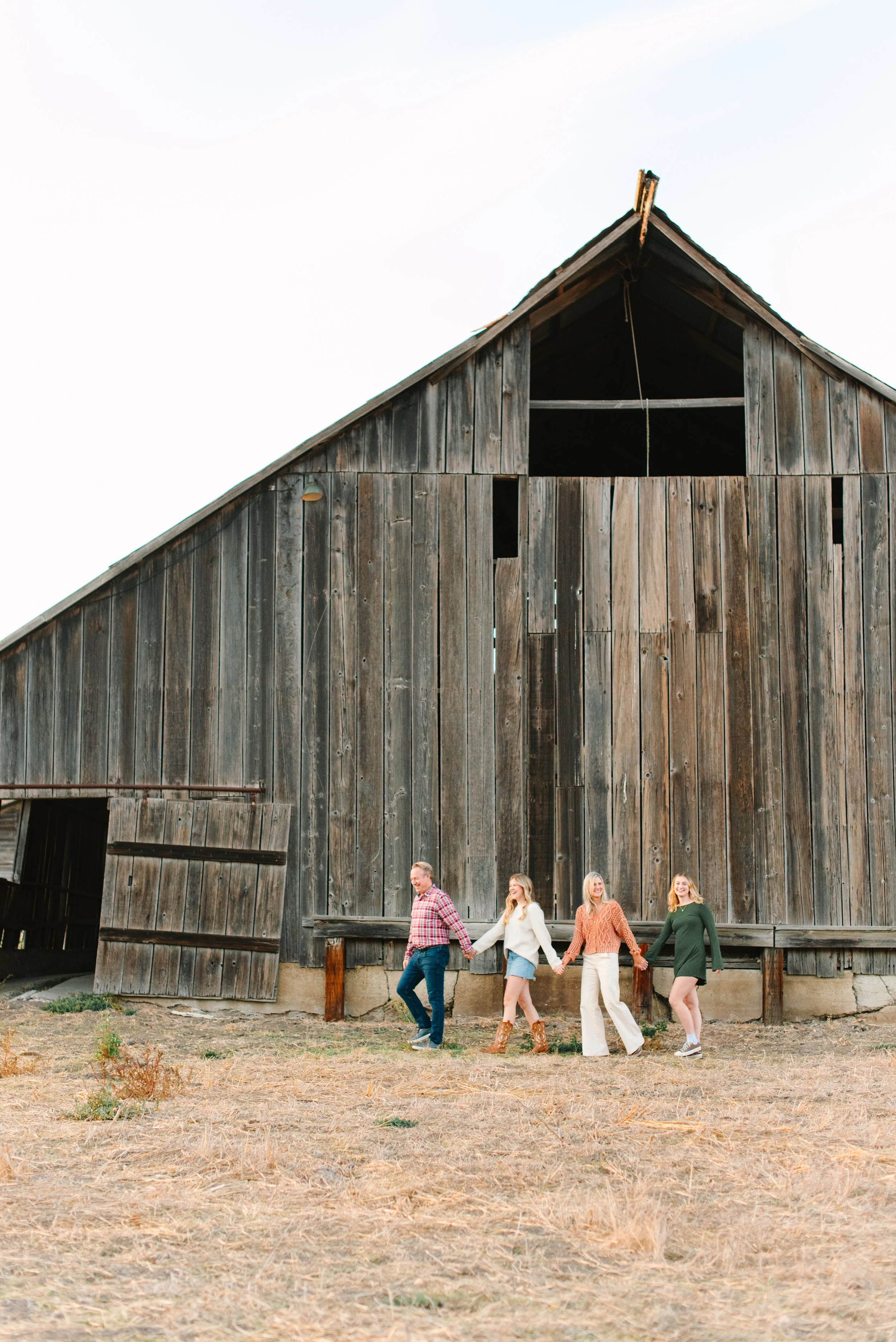 2024 Hartley Family 2025 Edits-1.jpg