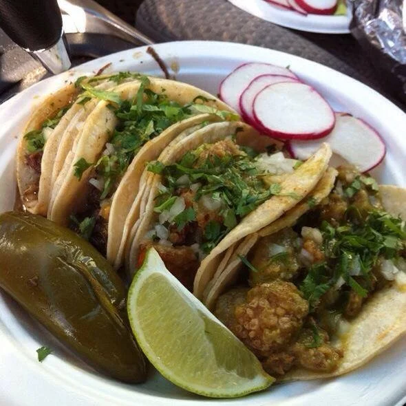 Tacos de chicharrón 