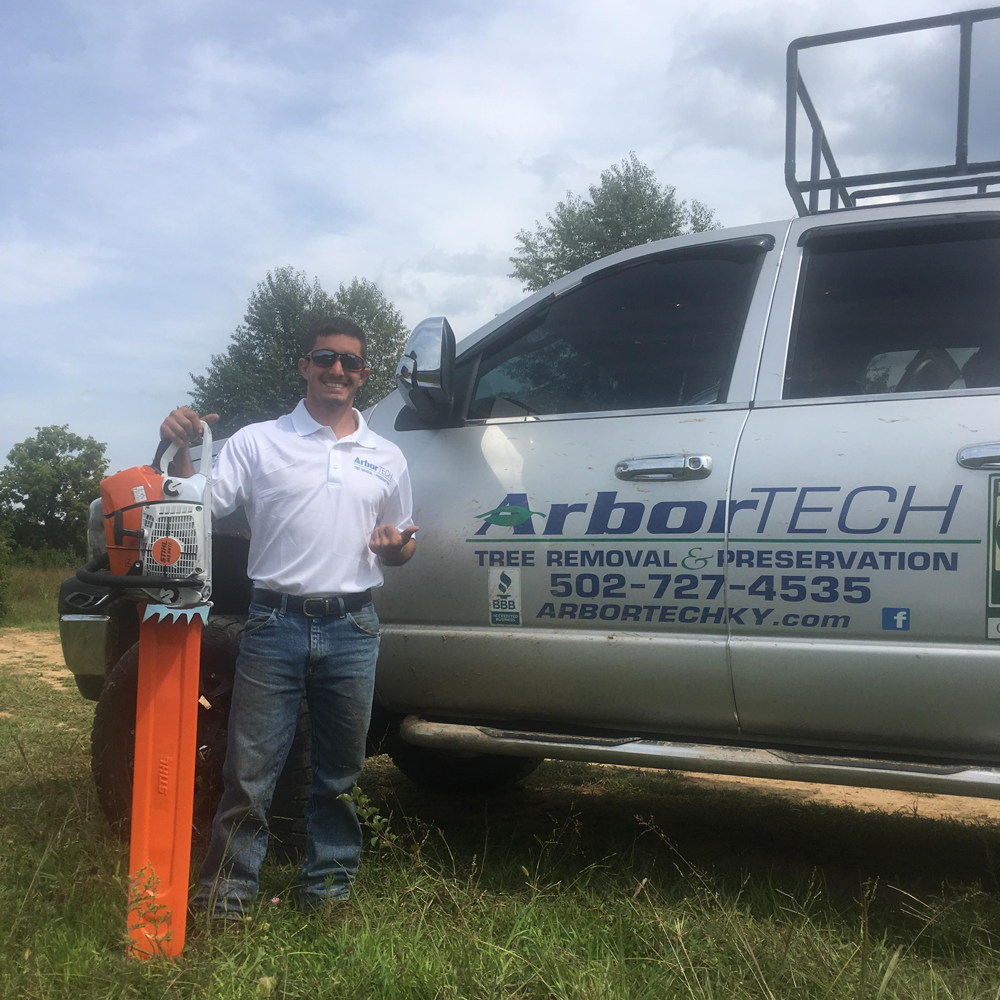 Mike-ArborTech-Tree Rmeoval0-Louisville-Mobile Image1.png