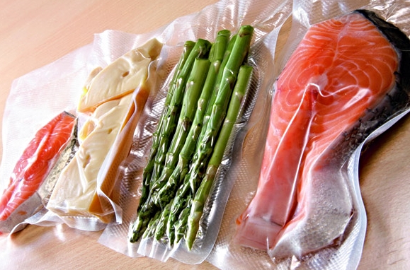 vacuum-bag-food-pic.jpg