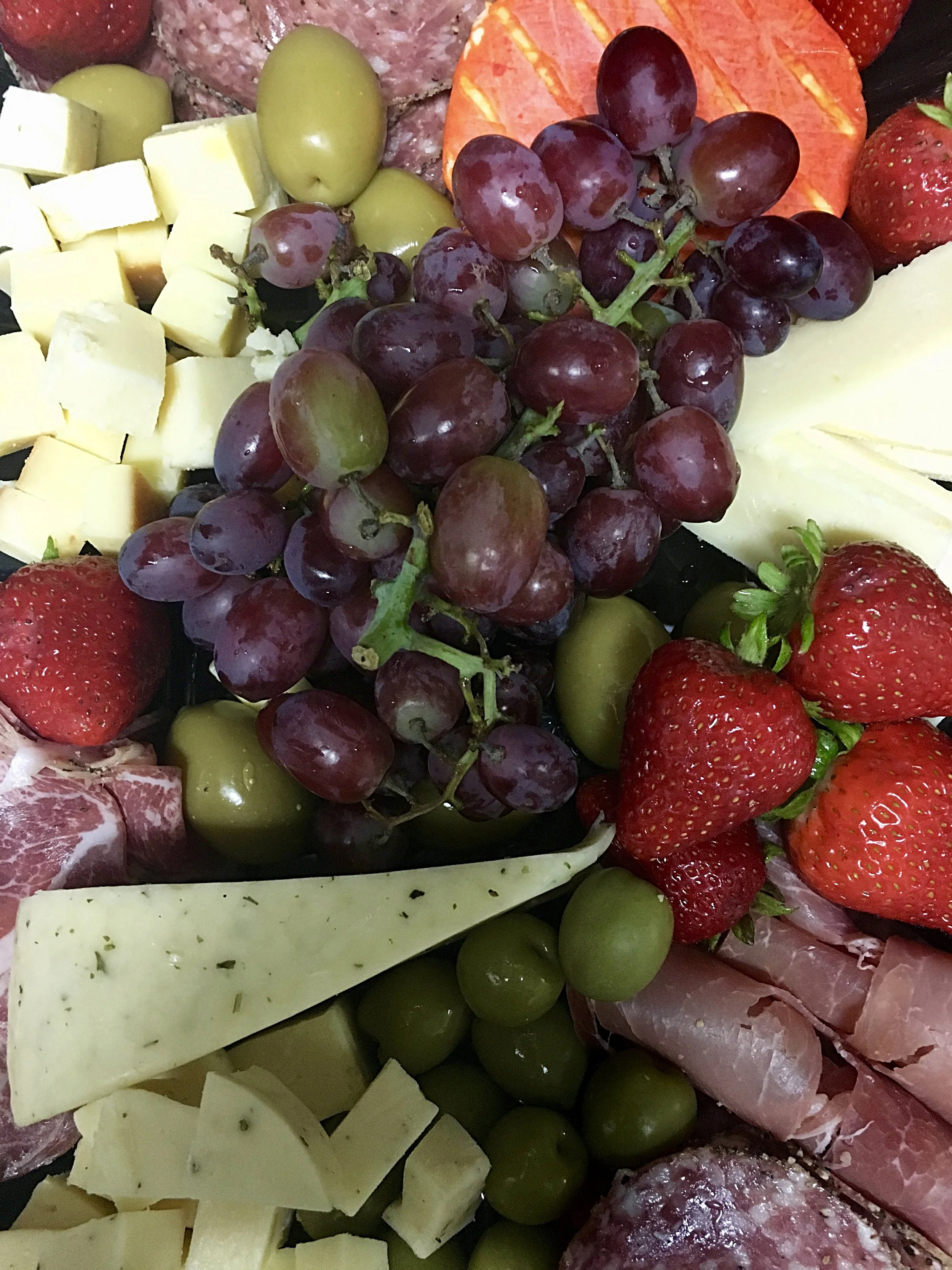 ASSORTMENT OF PARTY PLATTERS