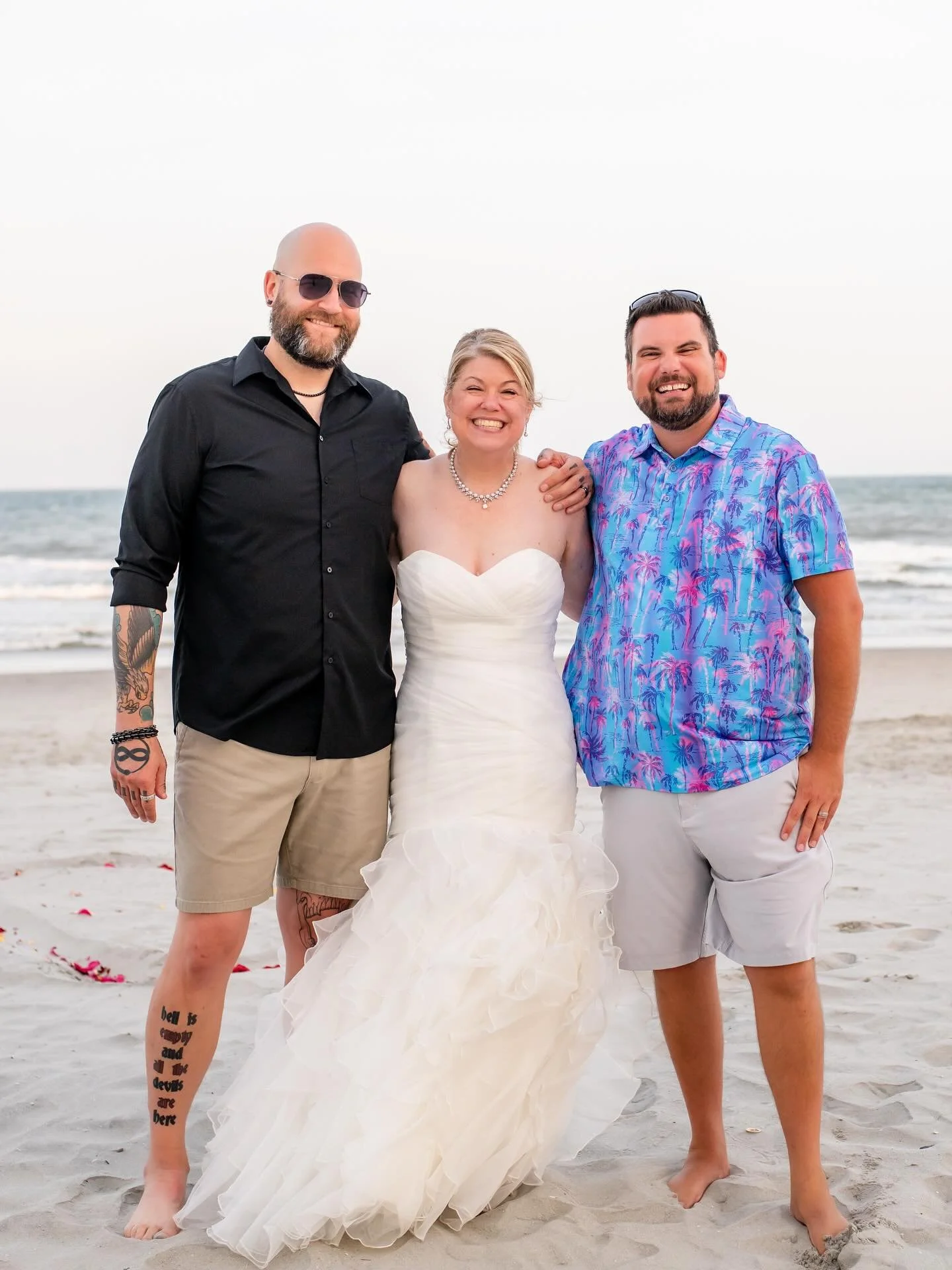 Some people collect seashells&hellip; I collect love stories. 💕 Few things make me happier than celebrating vow renewals on the beach &mdash; Summer sunsets, sandy toes, and a whole lot of &lsquo;I still do!&rsquo;

📷 @palmettosunrisephotography 

