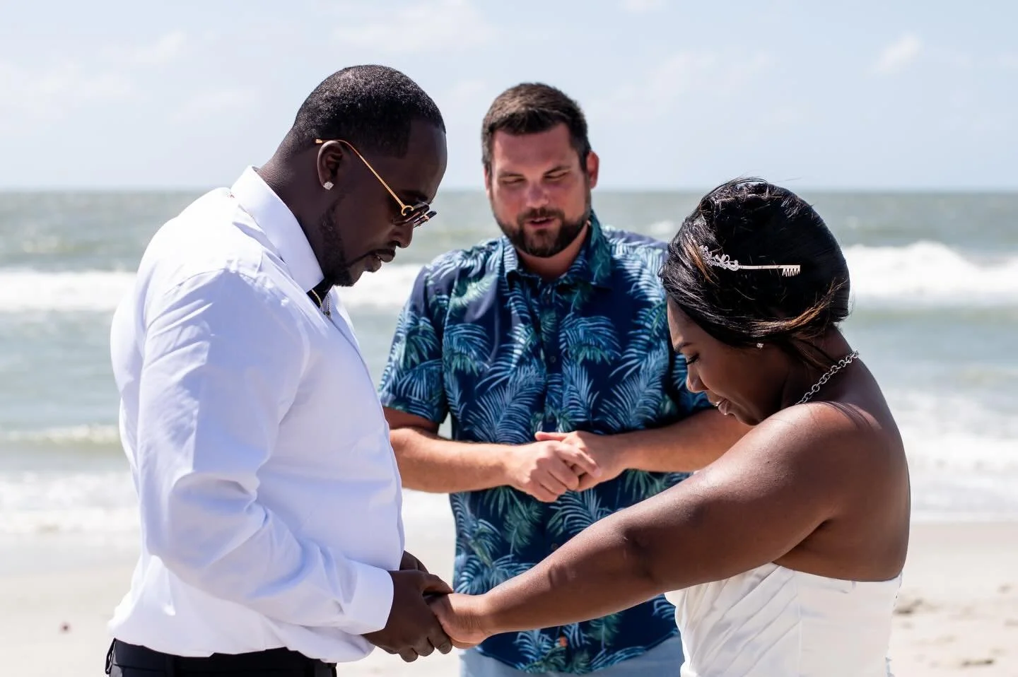A moment of prayer before forever begins.

#MarriagePrayer #WeddingPrayer #beachweddings

📷 @palmettosunrisephotography