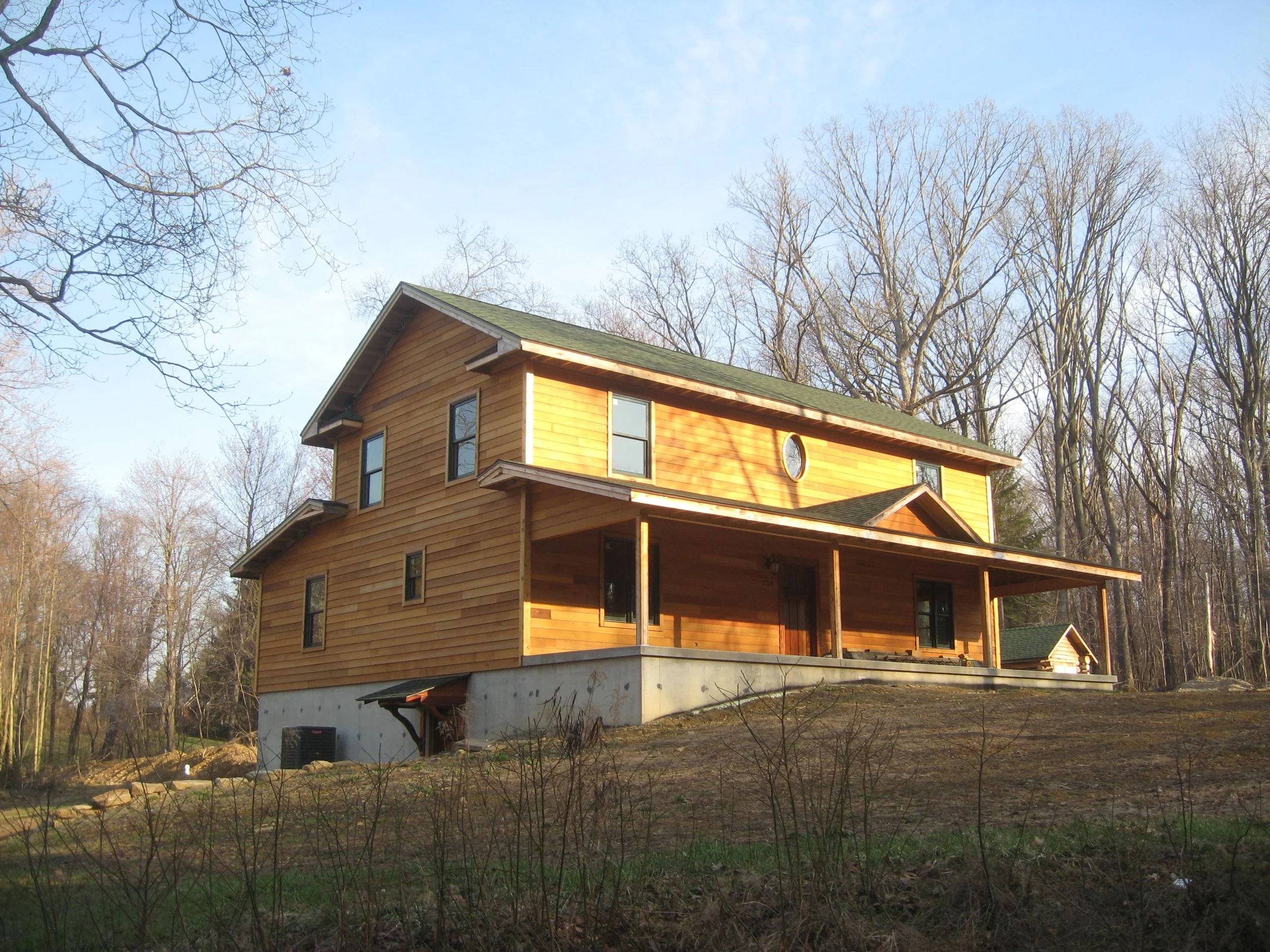 New Traditional Country  House Architecture Design Hardwood Siding 