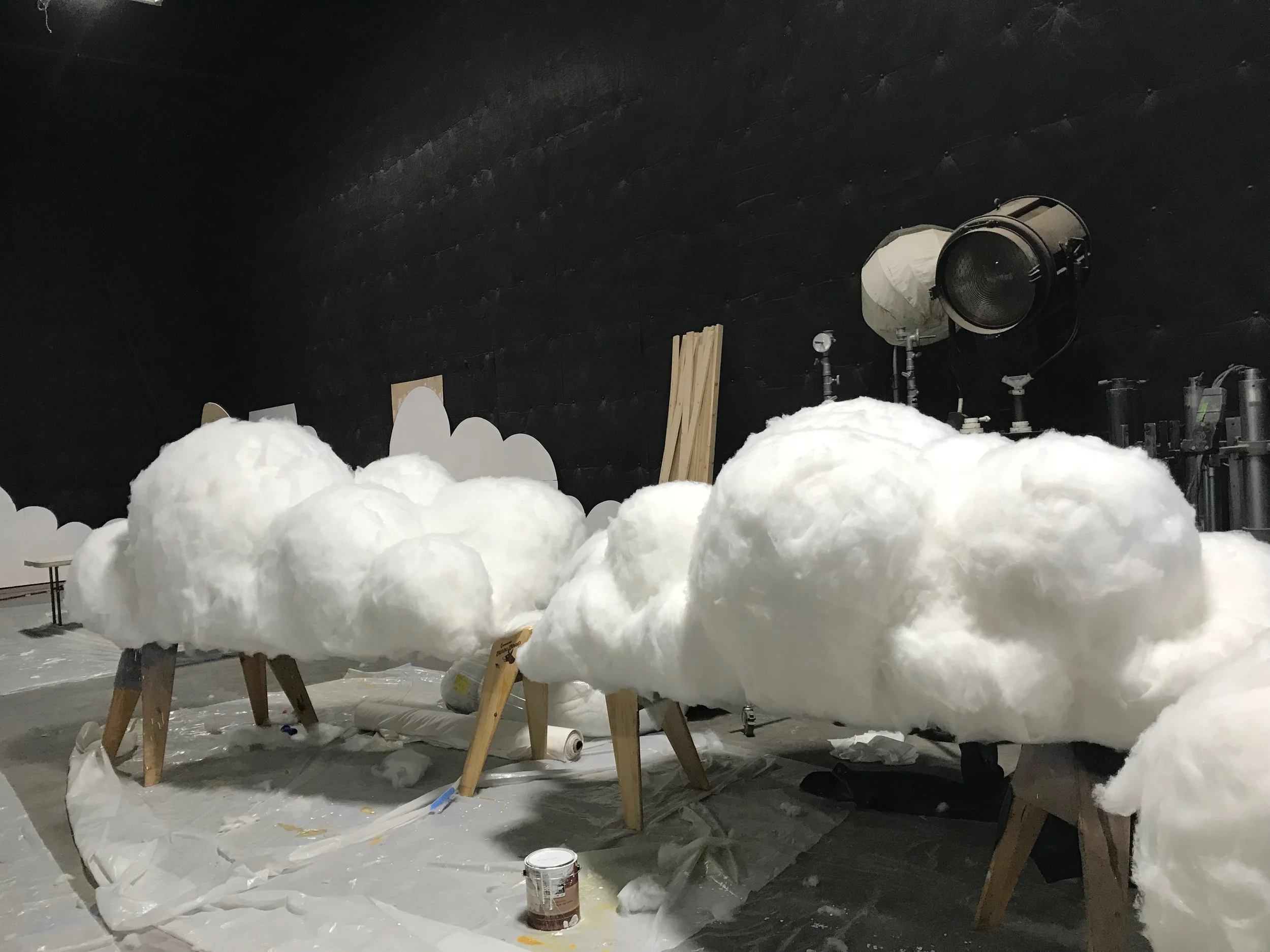 Warner Brothers, Smallfoot Yeti Village - paper mâché cloud fabrication