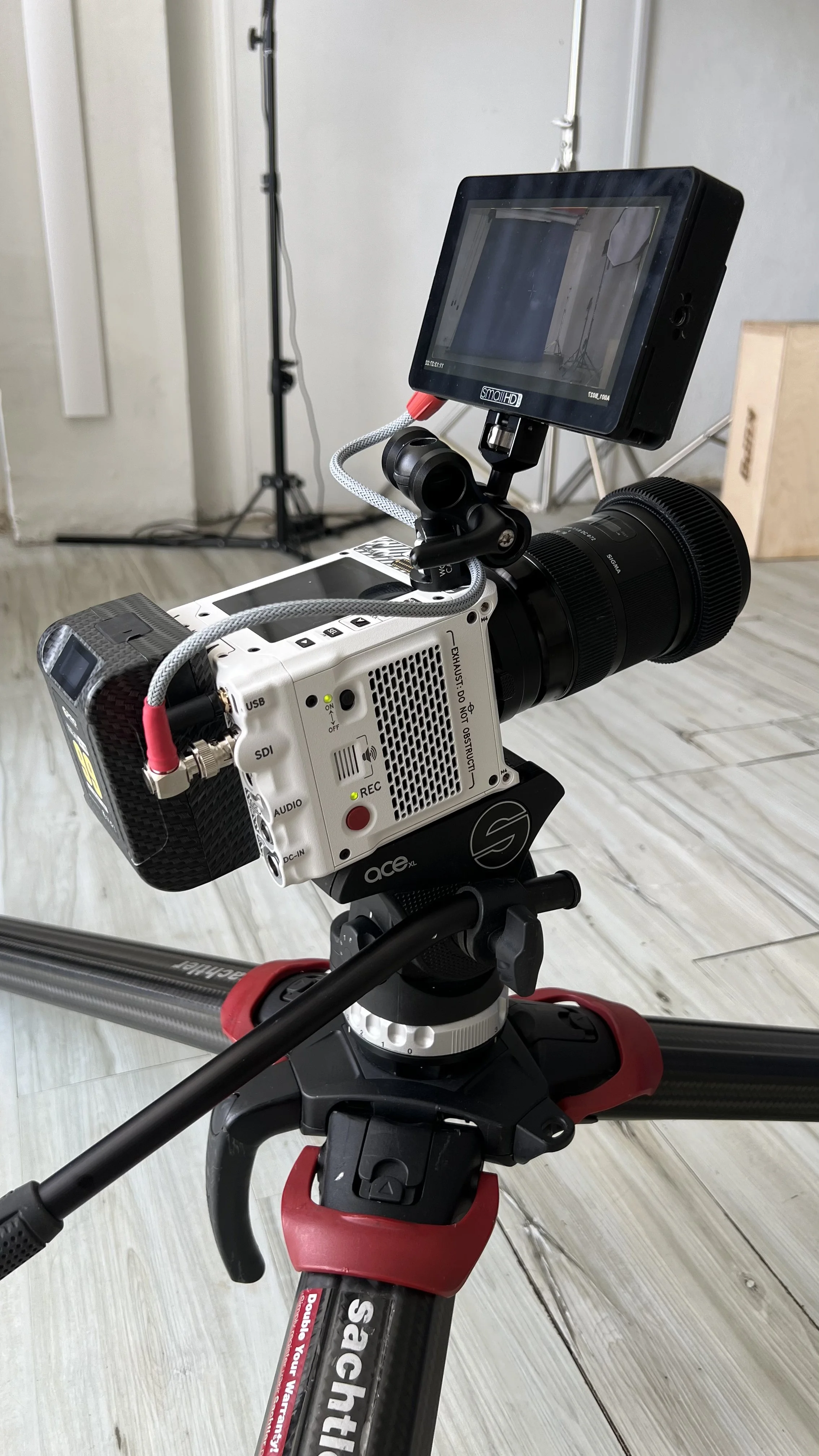 RED Cinema Camera Package (Komodo X)