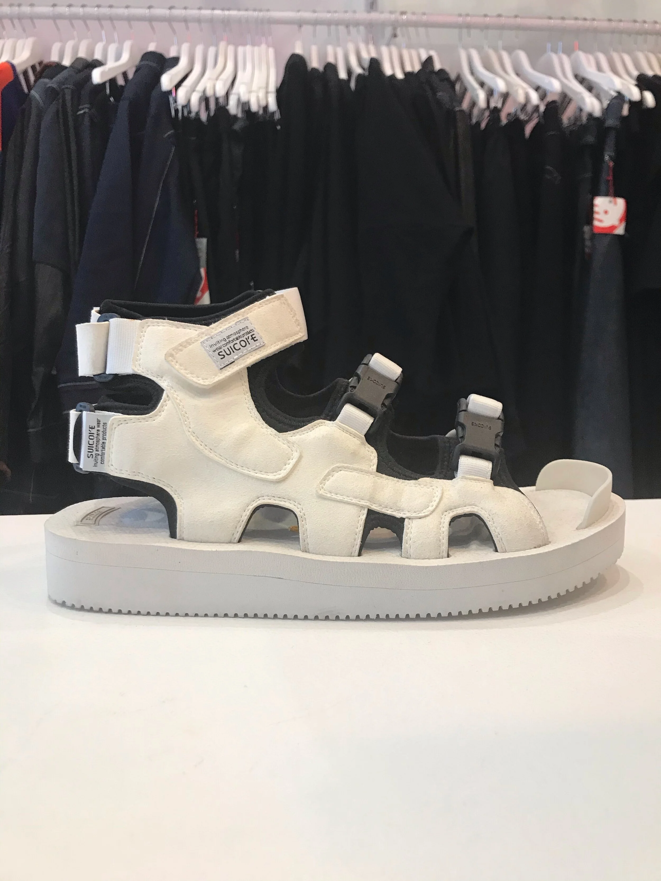 Suicoke boak v Clearance