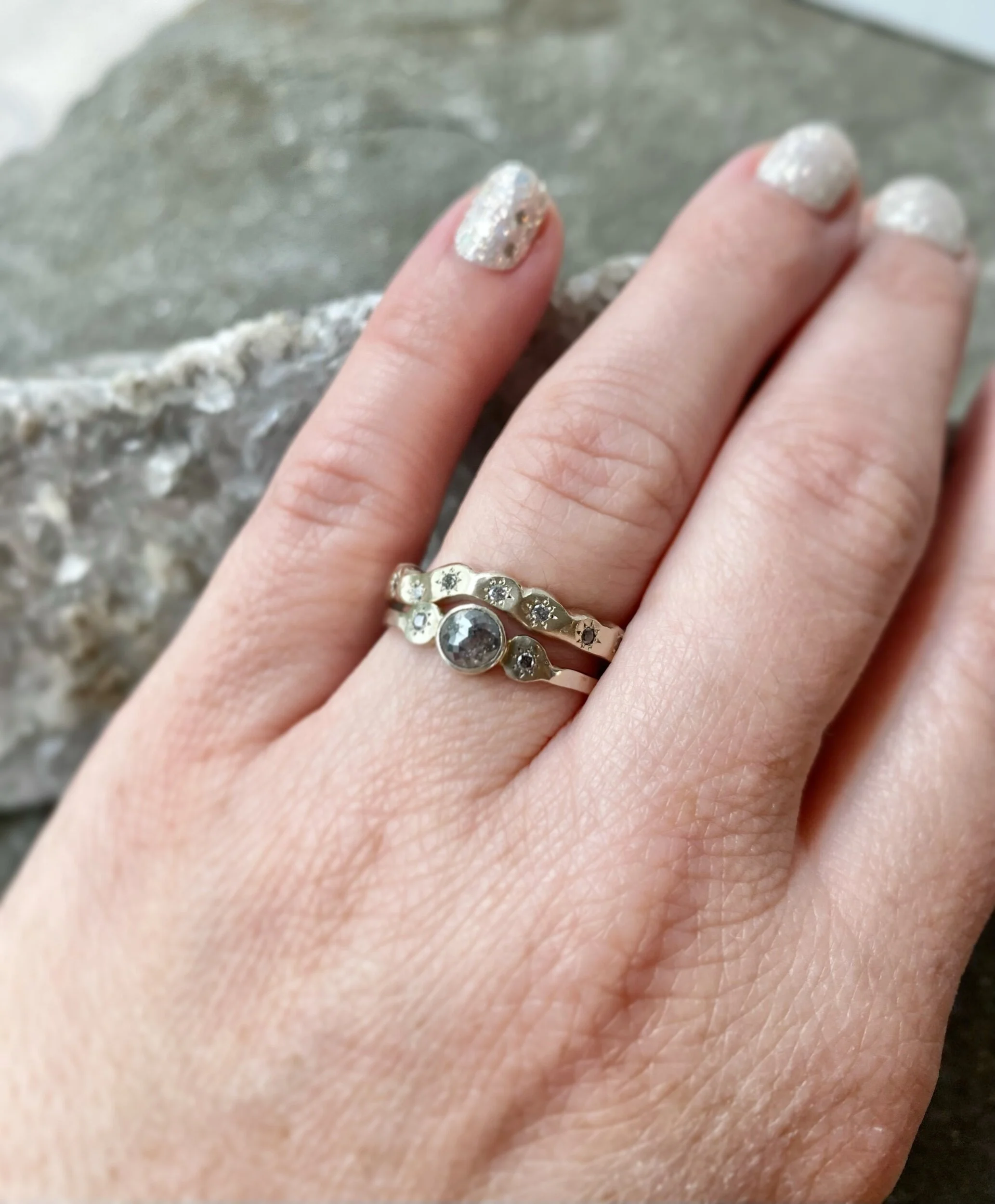 25A42E20-2B54-4CE6-A67F-000F7E50847F