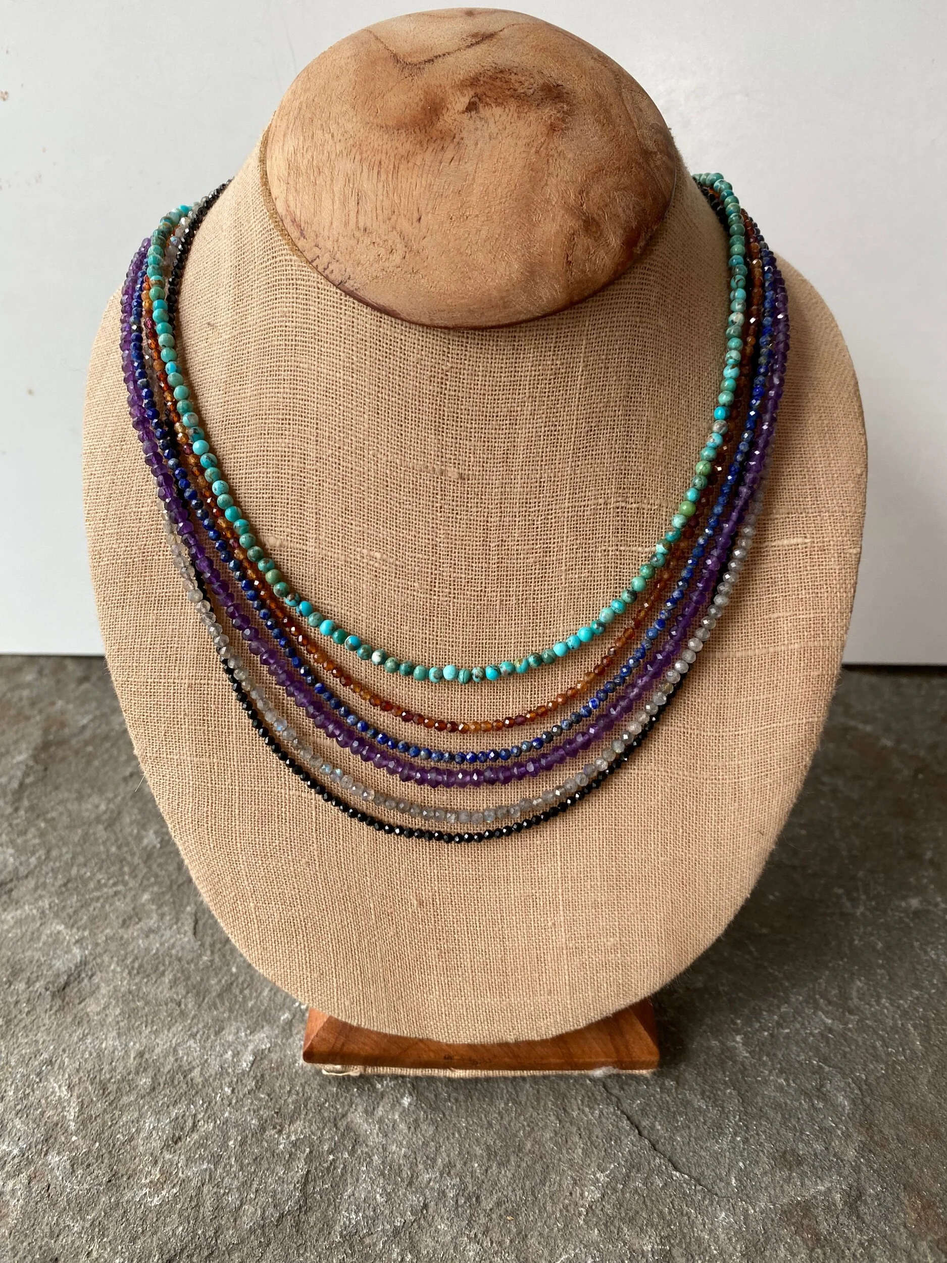 DCC0F00E-302D-4A4D-84FF-E8C67A8D52AD