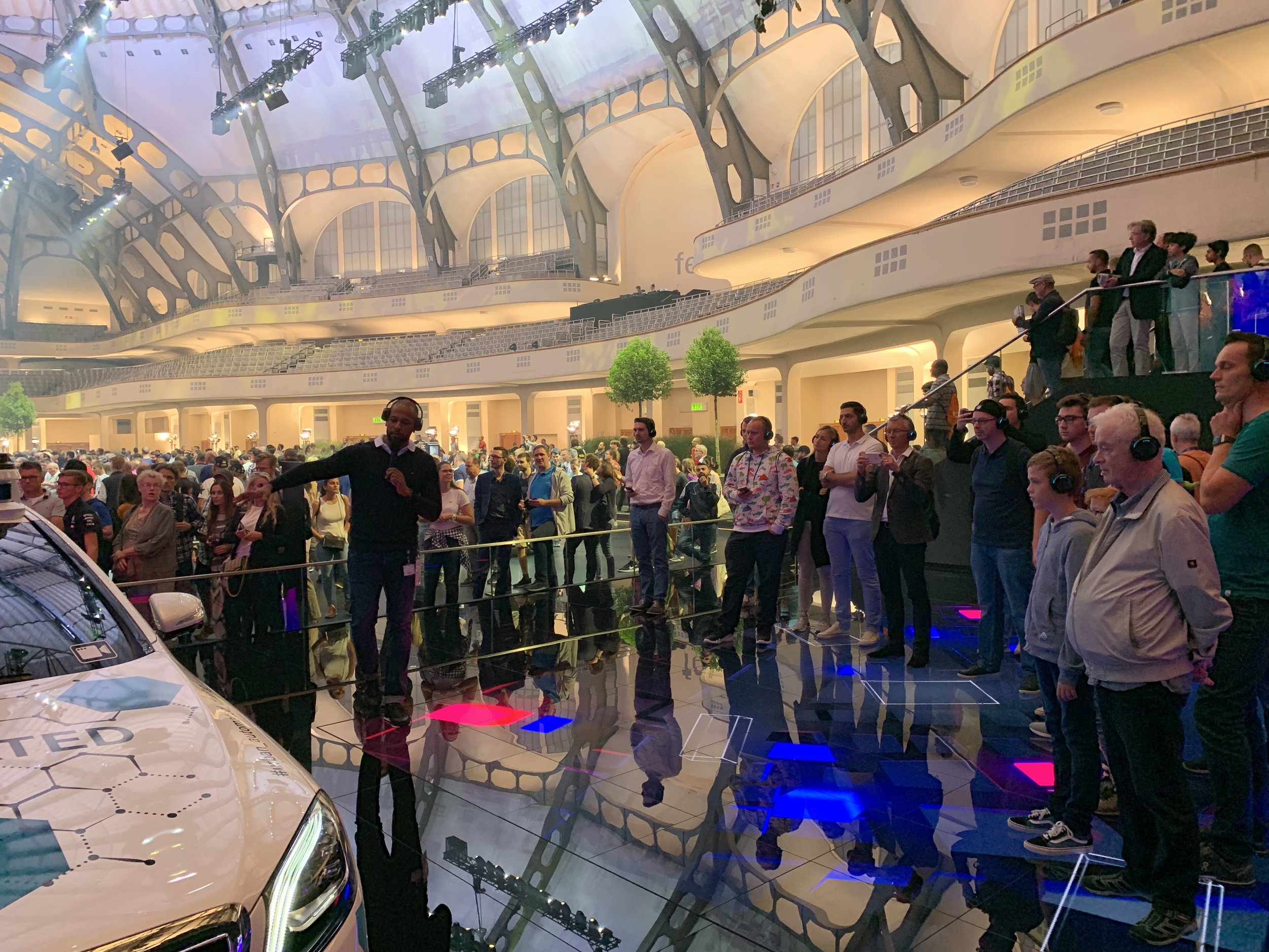 Jetzt bin ich 14 Tage auf der größten Automesse Europas (IAA 2019).