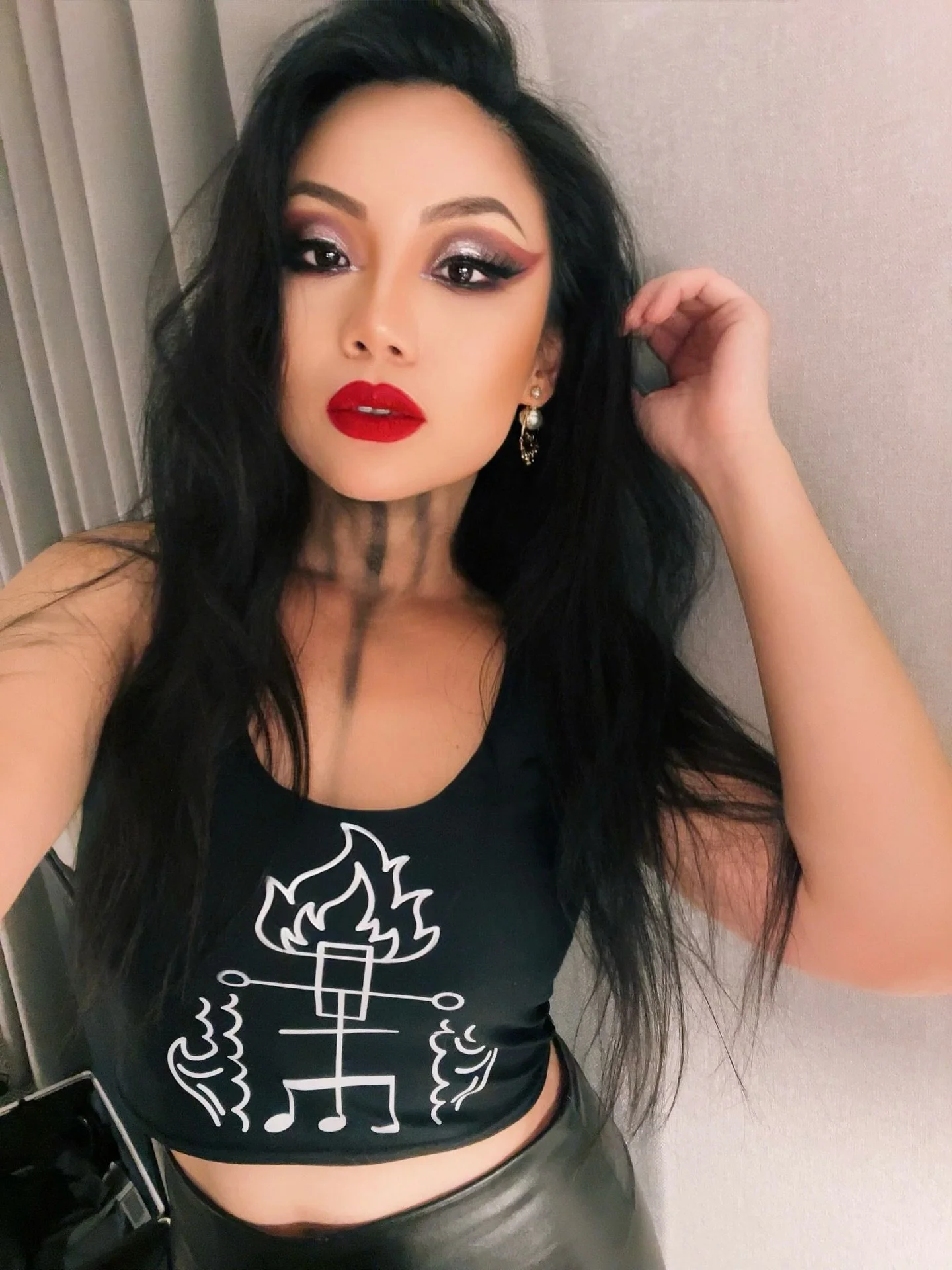 ➡️ Tinaguo.com/store 
&ldquo;The Power of Music&rdquo; Crop Top &amp; More available now! 🖤