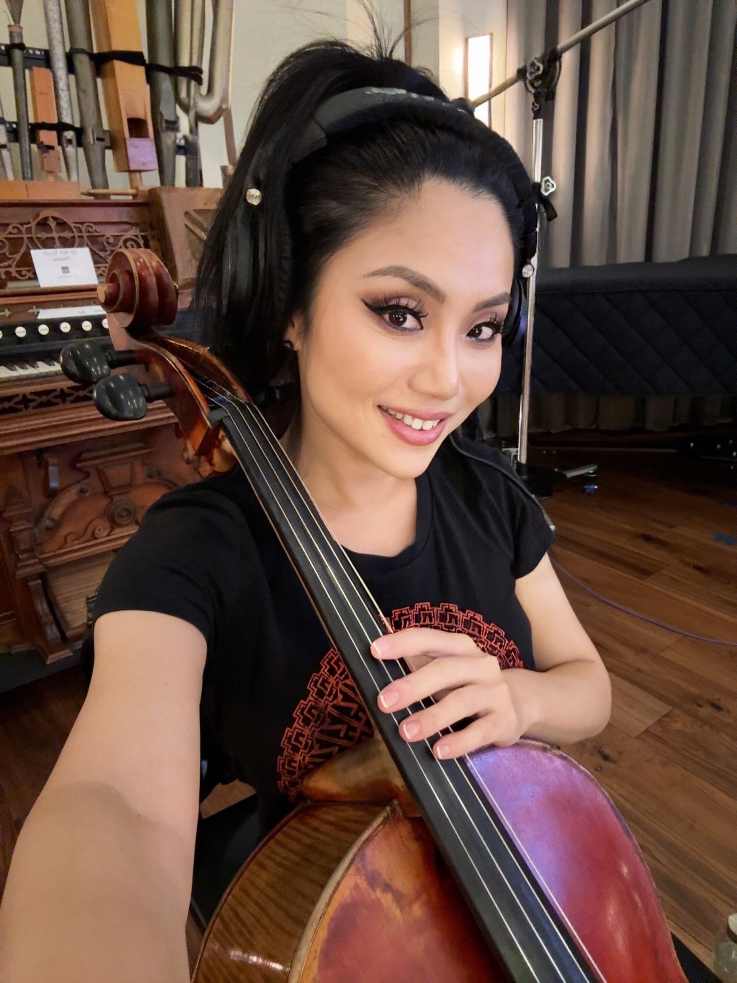 Recording for the Christmas Special Episode of &ldquo;Call The Midwife&rdquo; @callthemidwife.official today with Composer @malagninimaurizio at @bandrikastudios 🙏🏼🎶🎄 I can&rsquo;t wait for it to air worldwide on Christmas Day!