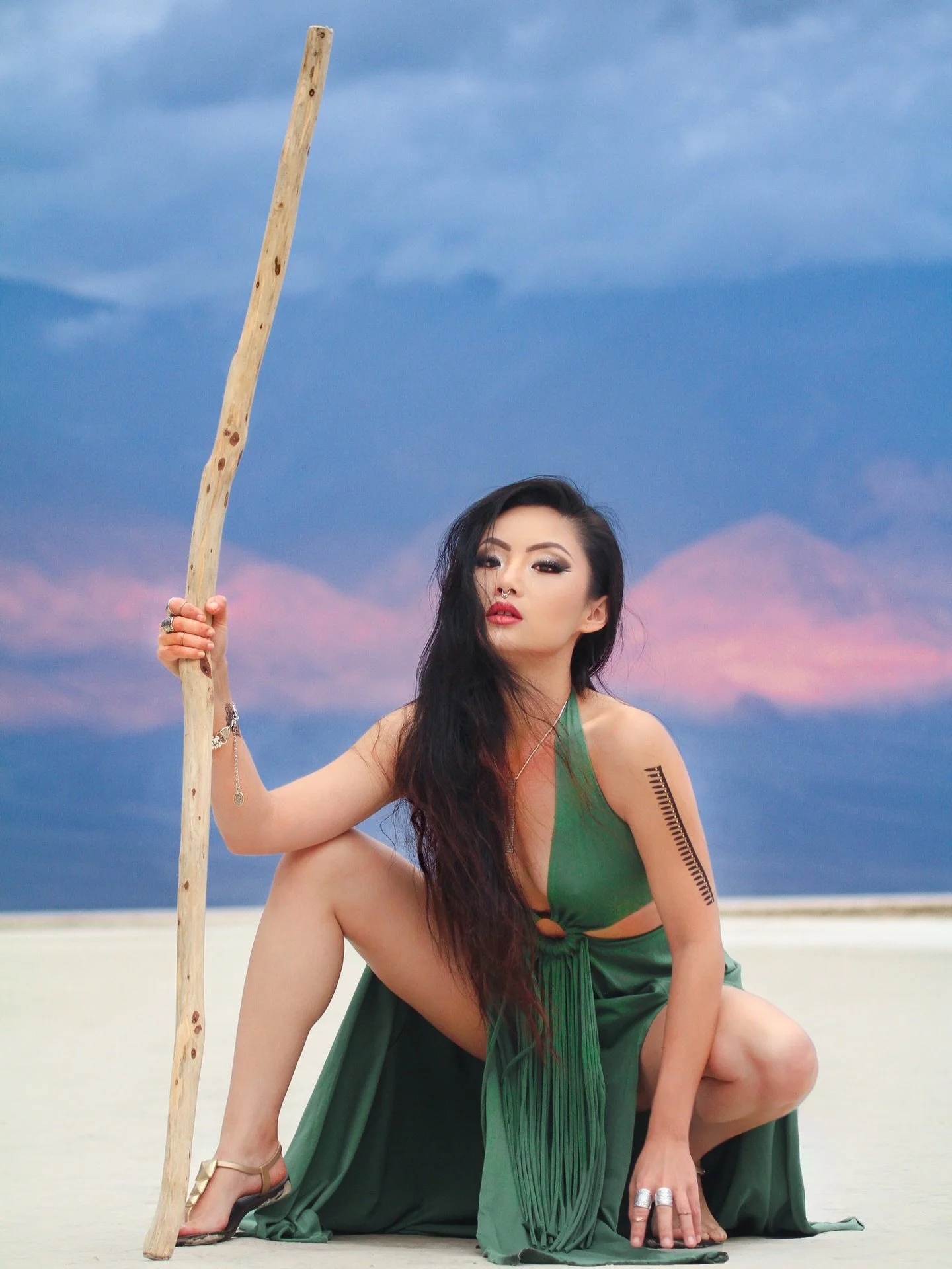 2026 is here&mdash;let&rsquo;s conquer and grow! 🙏🏼🤍 
BIG NEWS: Tomorrow I&rsquo;m announcing a special giveaway to kick off the year! 🎉

My Music Entrepreneurship Course is officially LIVE (link in bio ⬆️)! I&rsquo;m sharing everything I&rsquo;v