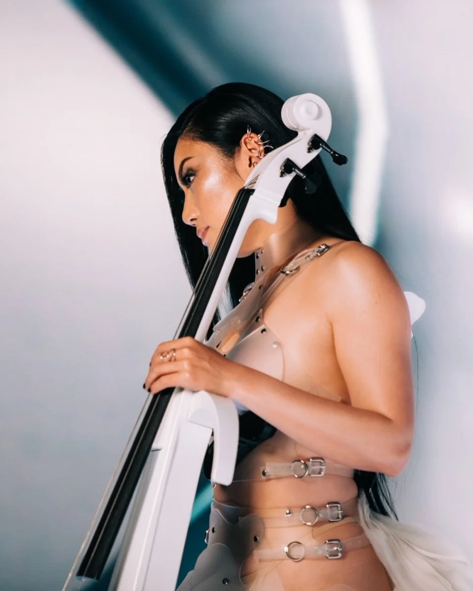 Space-age cello 🪐