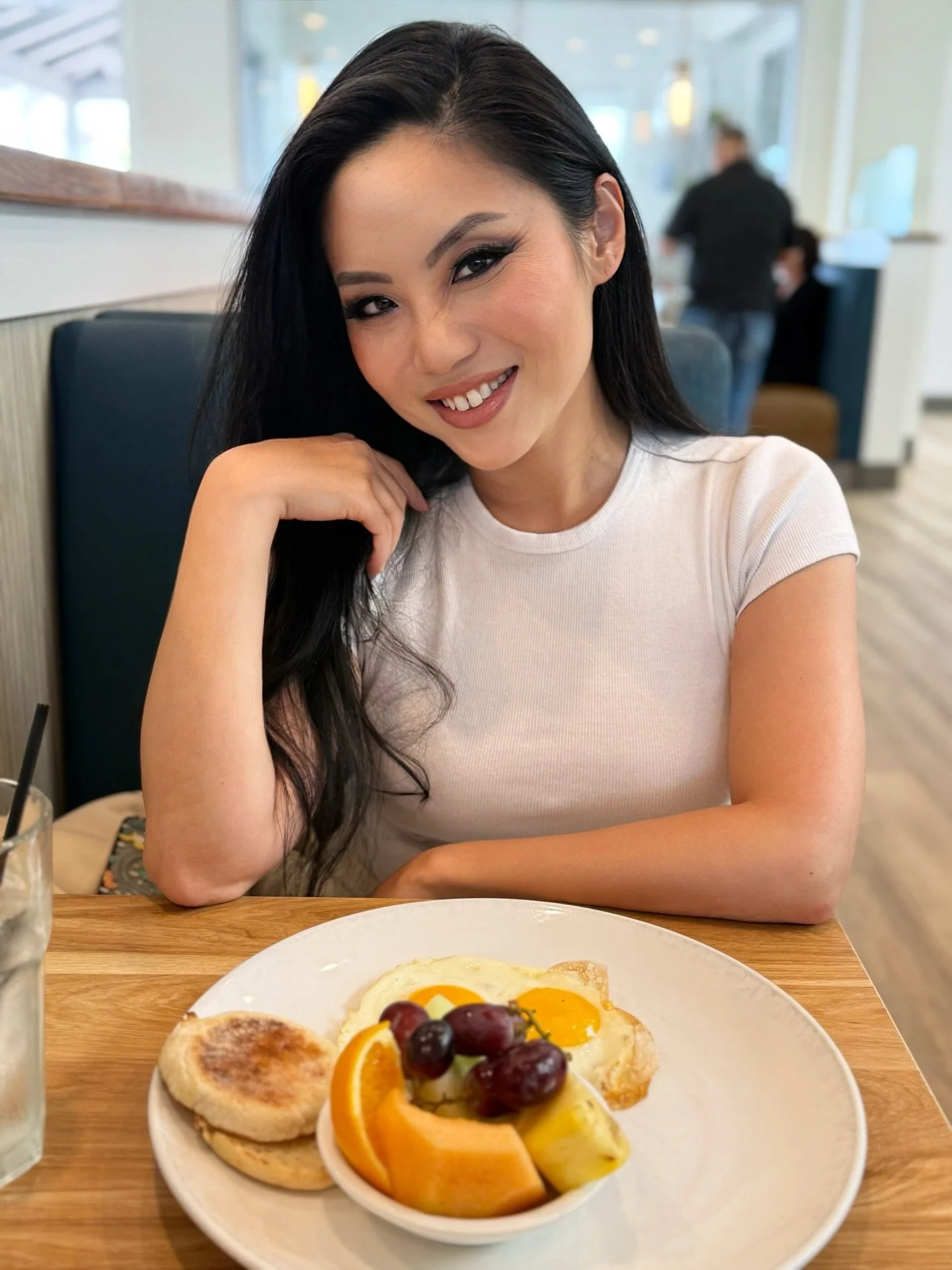 A lovely weekend in Poway, CA visiting the family farm and spending time with my bestie Tina-Marie 🩷 Counting down to our long-awaited cruise at the end of next month to celebrate her birthday! Also yes-every painting and sculpture here is by my dad