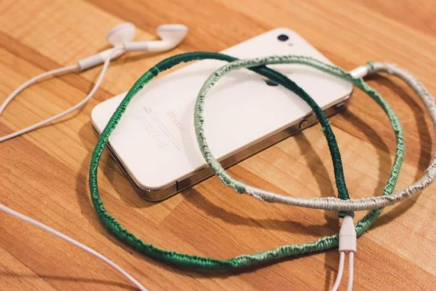This method can be used to cover all sorts of electronic cords – from phone chargers to USB cables, let you creativity flow!