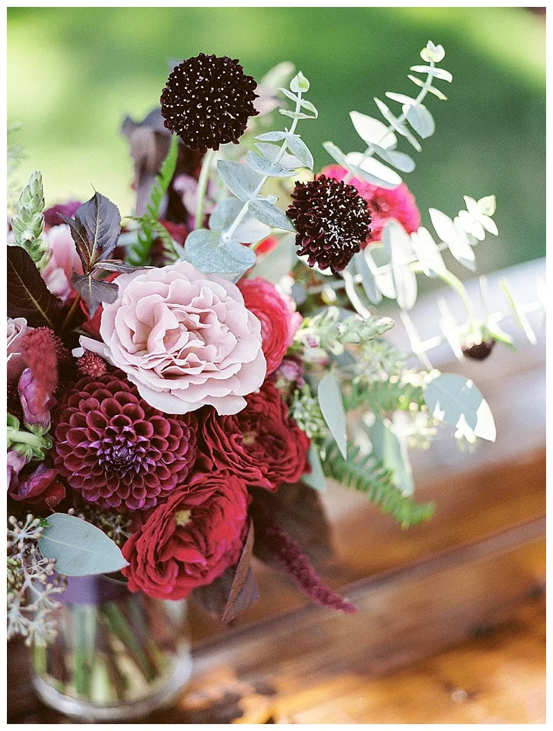 Oregon Wedding Flowers table