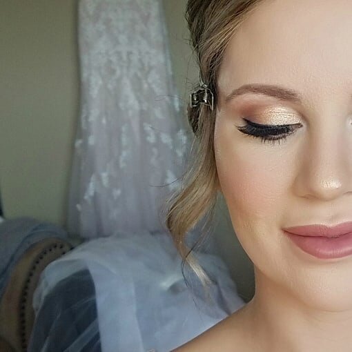 Today's Bridal happiness! 🧡 #wedding #bride #austinbride #austinwedding #makeup #makeupartist #austinmakeup #wedding #austinairbrushmakeup #makeupatx #makeupartistworldwide #austinmakeupartist #austinmakeupservices #austinmakeupandhair  #bridesofaus