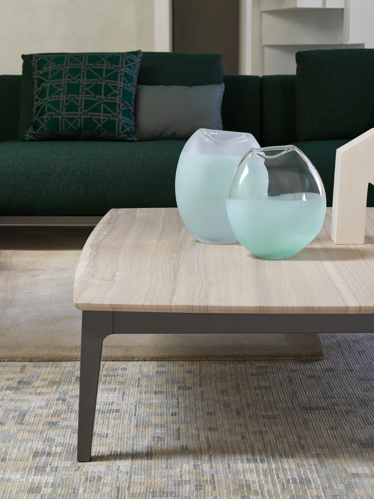 L'eau de Nil vessels