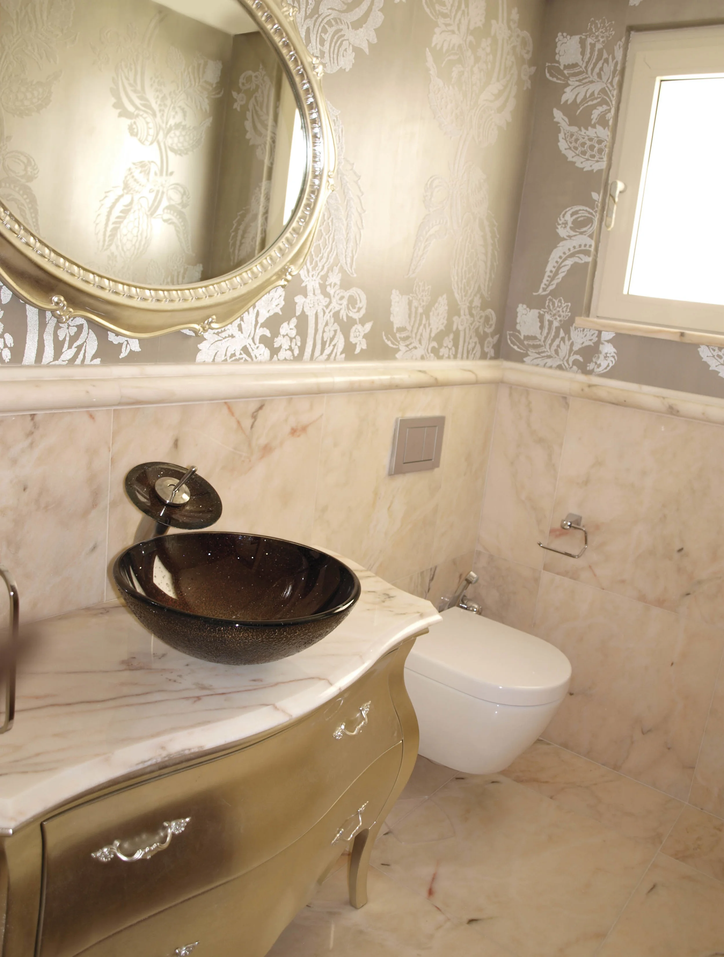 GuestBathroom-1.jpg