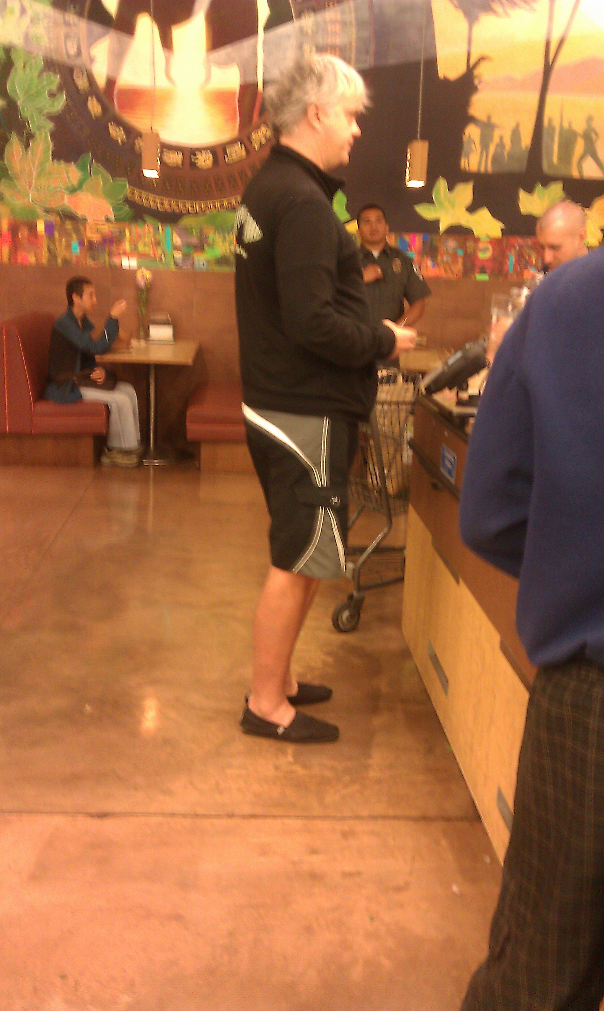  This was at the Whole Foods on Lincoln and Rose in Venice. He looked pretty bad. 