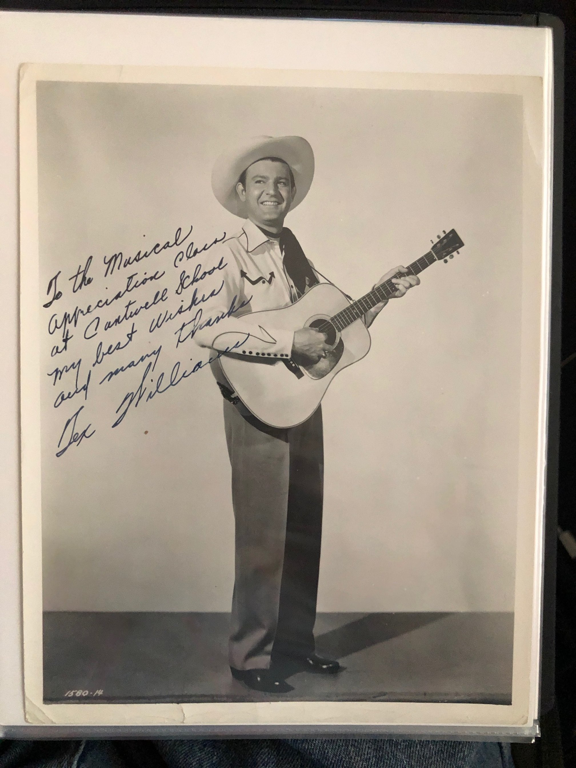 Lynch Collection - TexWilliams with guitar to musical appreciation class - image10 - 5-21-2022.jpeg