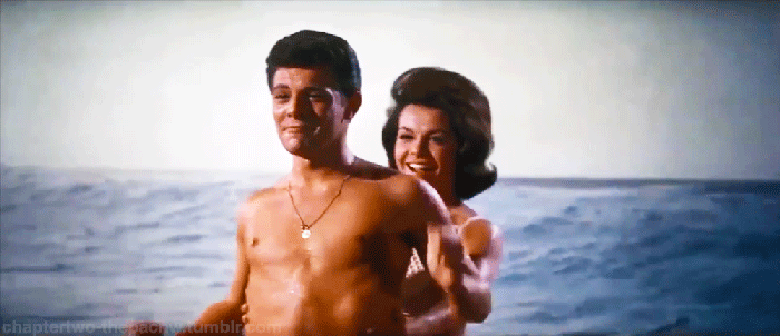 Frankie and Annette surfing - 9-10-2024.gif