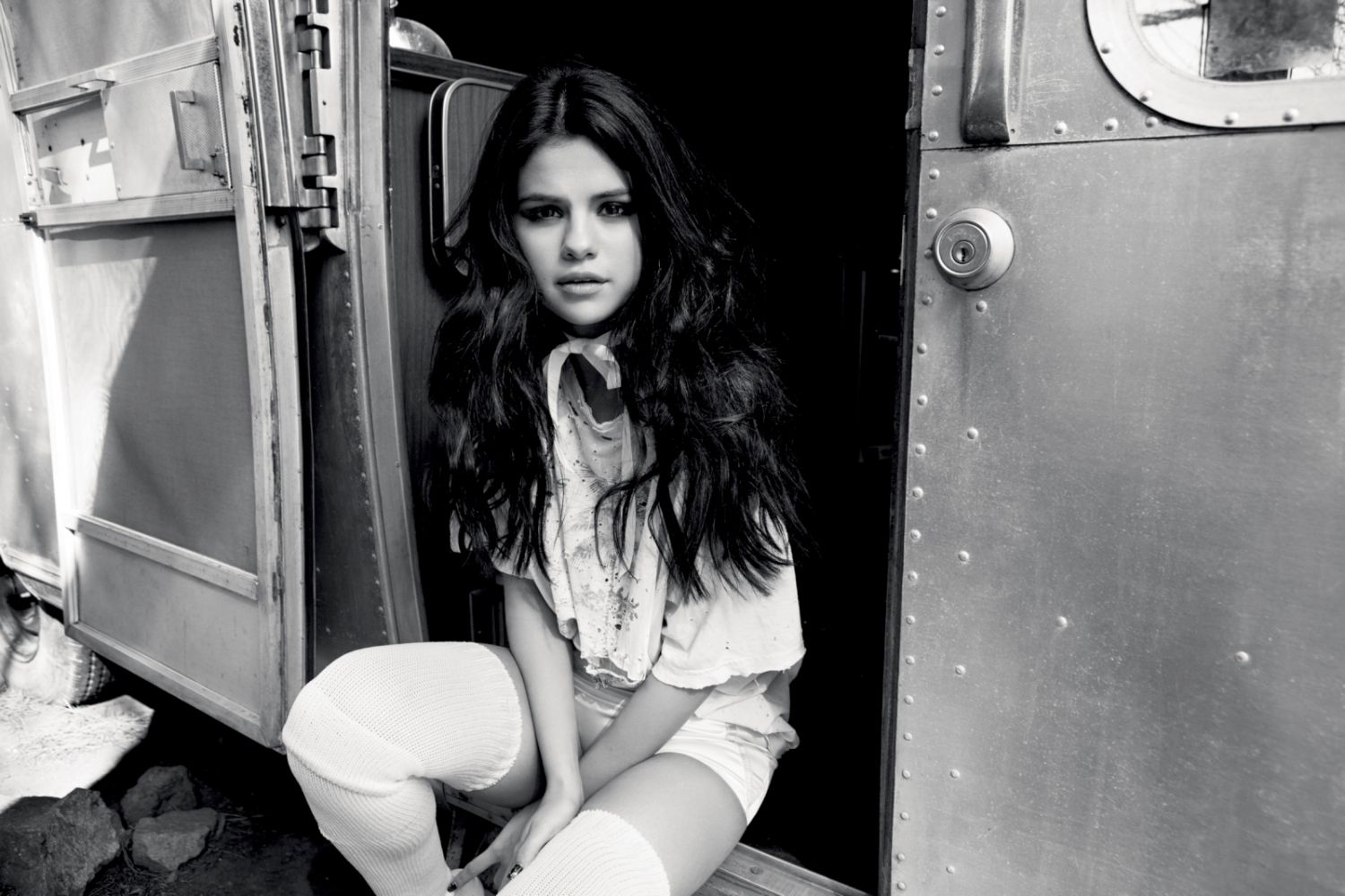 Selena-Gomez-Love-Magazine-LOVE15-2.jpg