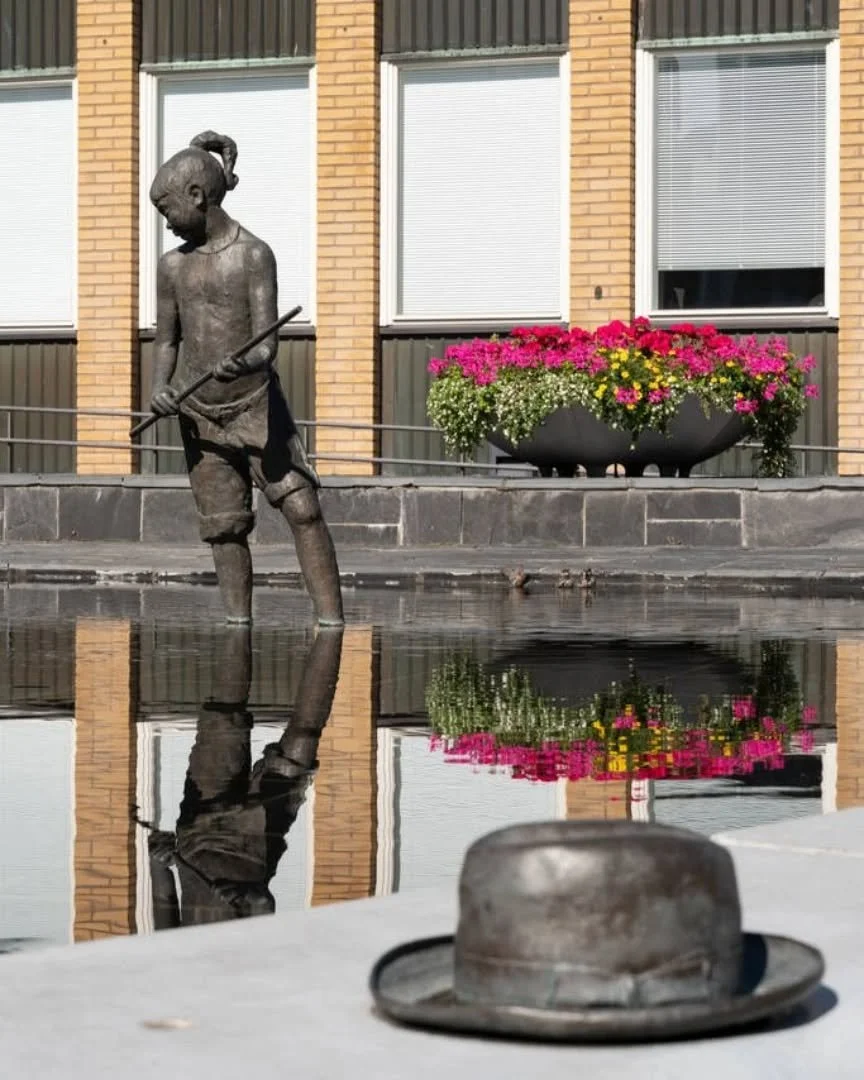 Artsin henkil&ouml;st&ouml; kasvaa: Haemme vakituiseen ty&ouml;suhteeseen konservaattoria, jonka vastuualueena on Vantaan julkinen taide!

Konservaattori ty&ouml;skentelee osana Artsin kokoelmaty&ouml;ryhm&auml;&auml; ja vastaa julkisen taiteen kokoe