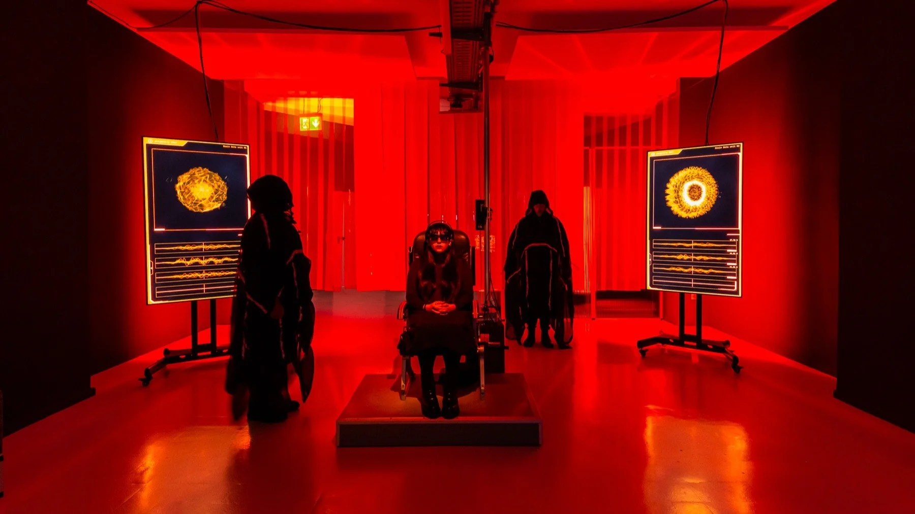 Empatia-n&auml;yttelyss&auml; on Ali Akbar Mehtan teos purgatory EDIT: The Liberation Archives for the Cyborgs of Now (2026). Se tutkii digitaalisten teknologioiden vaikutusta alitajuntaan, koettuun todellisuuteen ja empatiaan. Kun todellisuus suodat