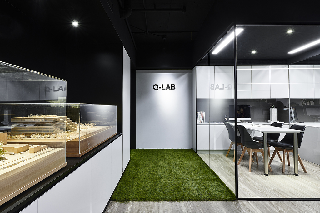 QLAB-Studio-DSC_2114@0,25x.jpg