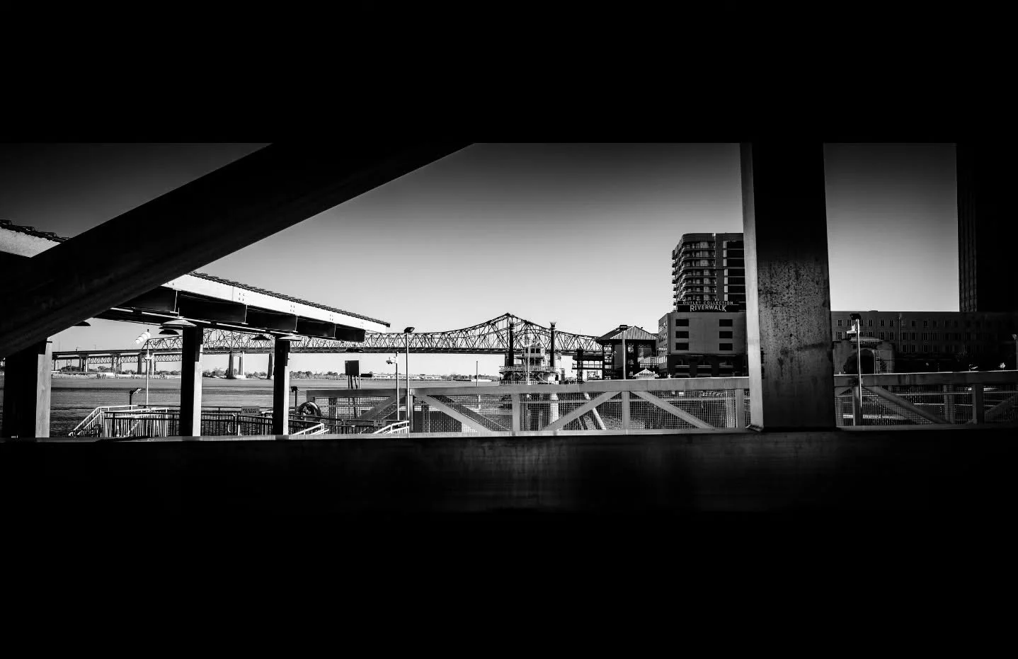 3-24-26
New Orleans
GFX100RF
@pro_camera_hawaii
@fujifilmx_us
@hawaiistreetshooters

#photography #neworleans #fujifilm #blackandwhitephotography #streetphotography