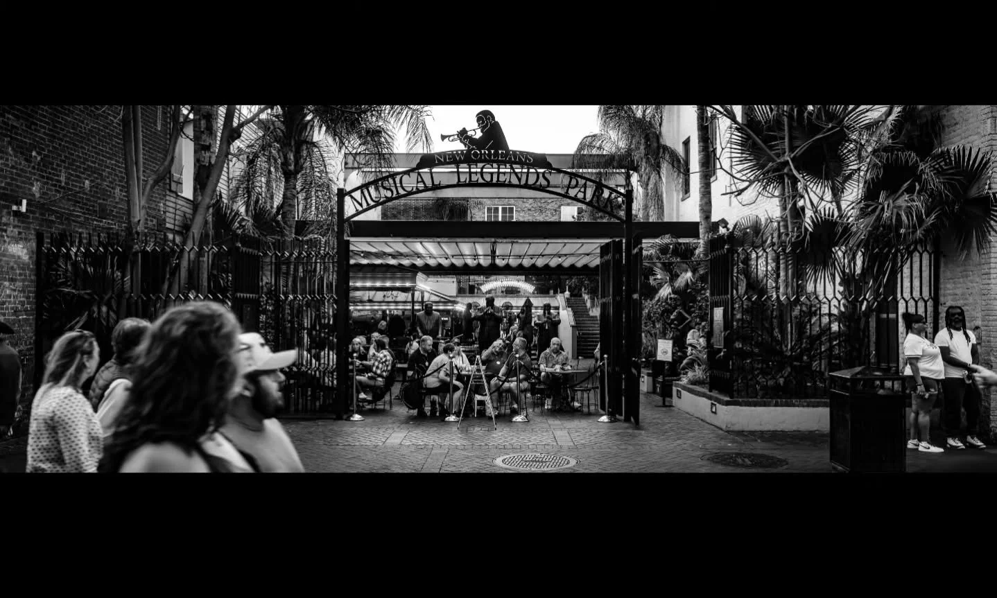 3-24-26
New Orleans
GFX100RF
@pro_camera_hawaii
@fujifilmx_us
@hawaiistreetshooters

#photography #neworleans #fujifilm #blackandwhitephotography #streetphotography