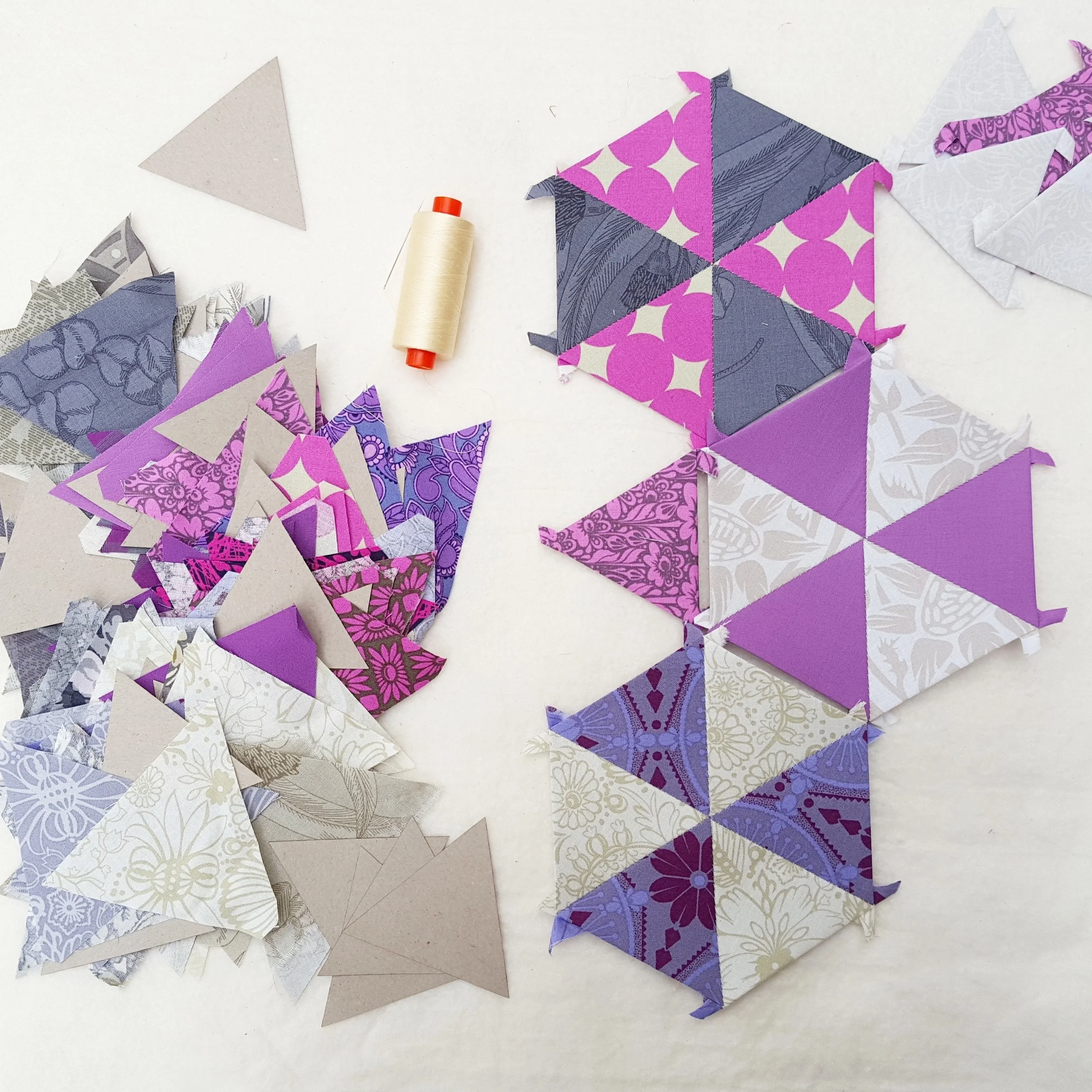 Modern Storm - A Mini Triangle Quilt — Tales of Cloth | English Paper ...