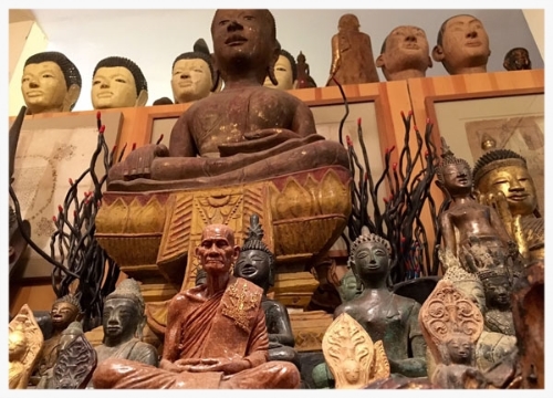 Buddhas-and-monks-copy.jpg