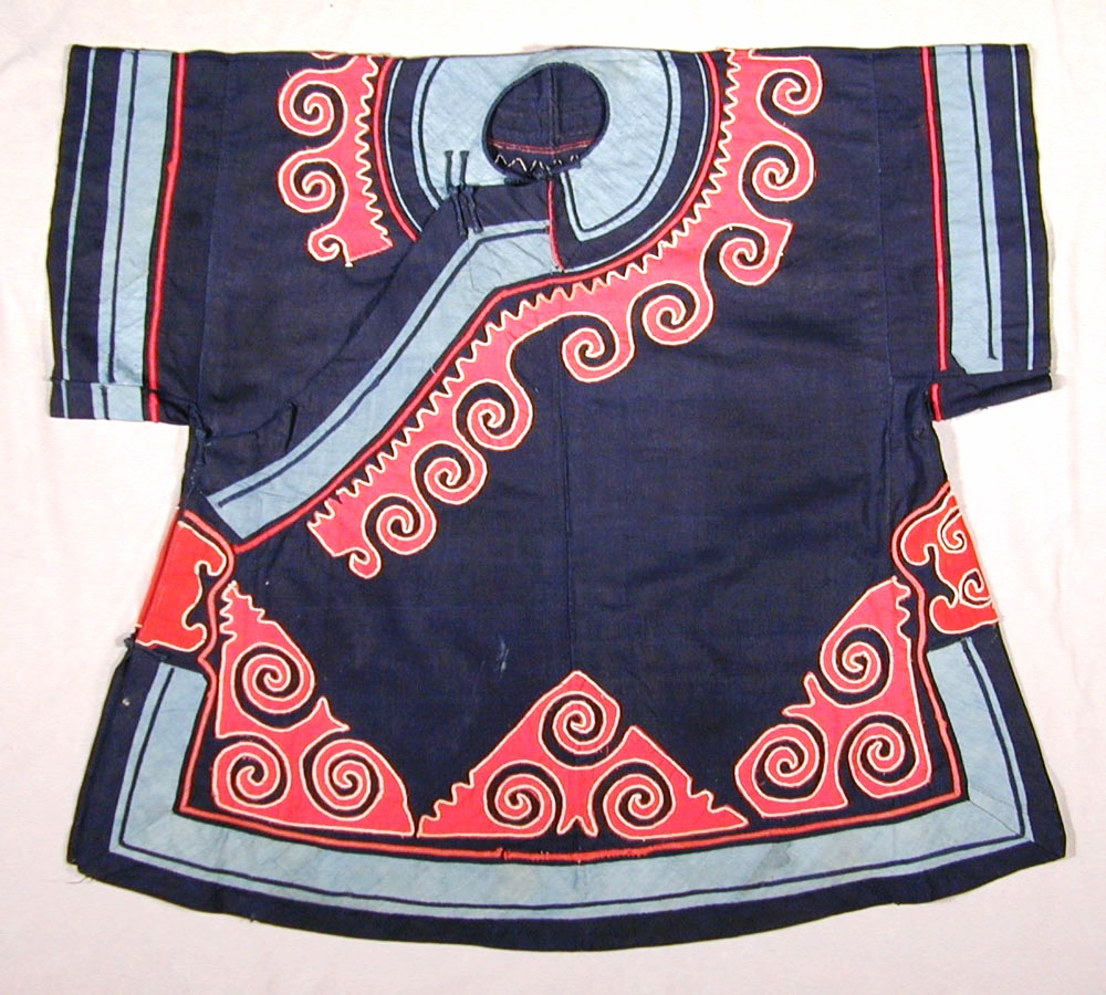 Yi cotton tunic, Sichuan, China, early to mid 20th century.