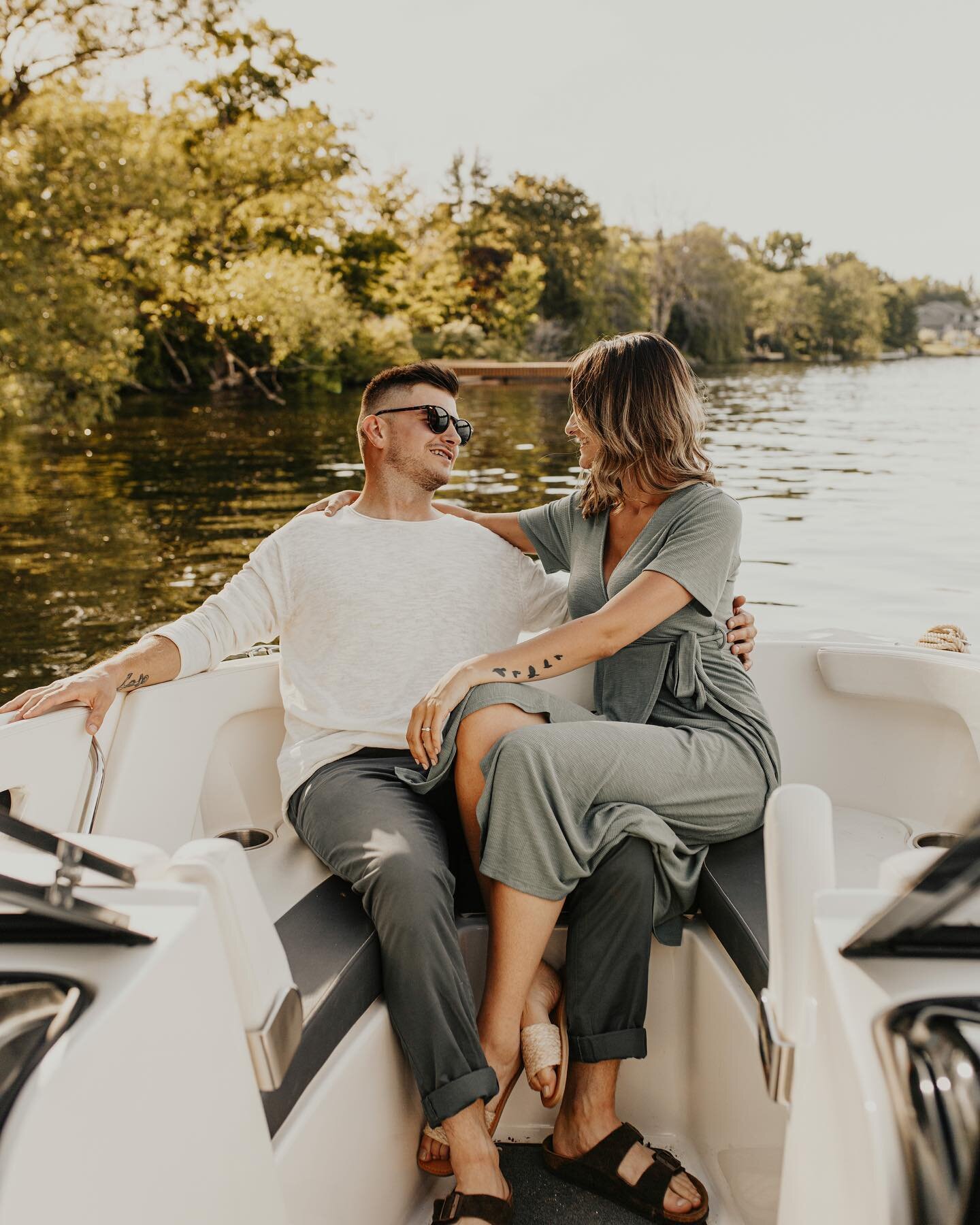 &mdash; more boat sessions are a must this summer please ✨
&bull;
&bull;
&bull;
#engagement #canon #35mm #photojournalism #photobugcommunity #belovedstories #alwayscreating #creatingtocreate #makeportraits #bohostyle #bohochic #simplicity #wedding #a