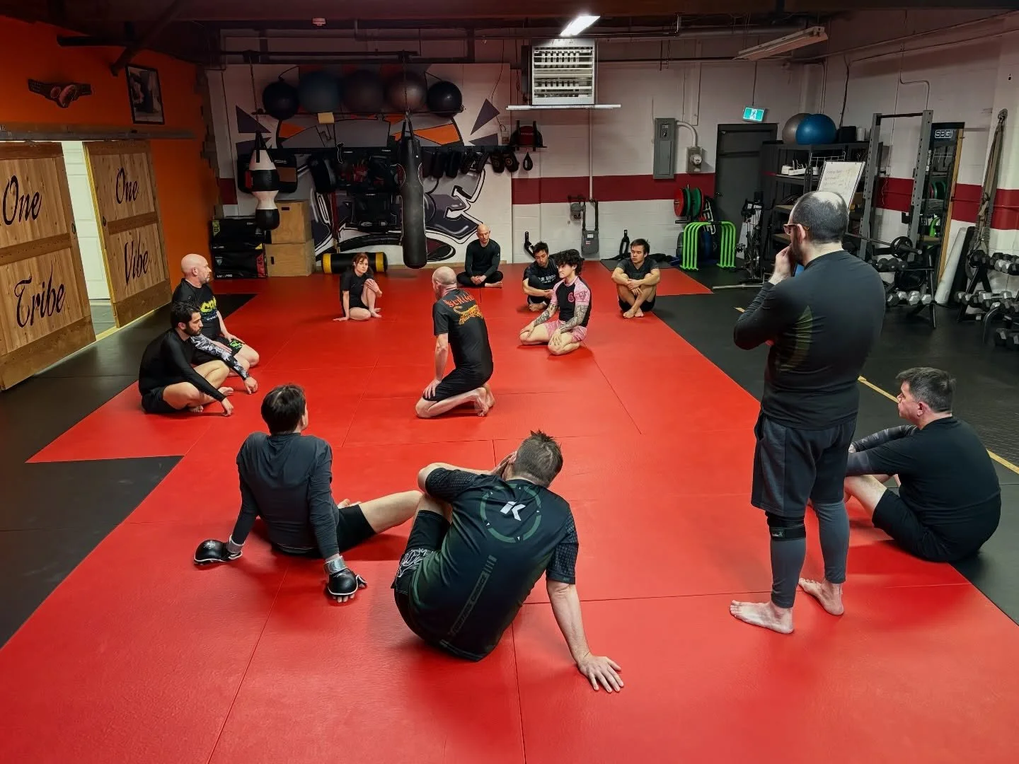 Jiujitsu foundations putting in the rounds with coach @atownsbg #sbg #otov #bjjlife #sbgyeg #grappling