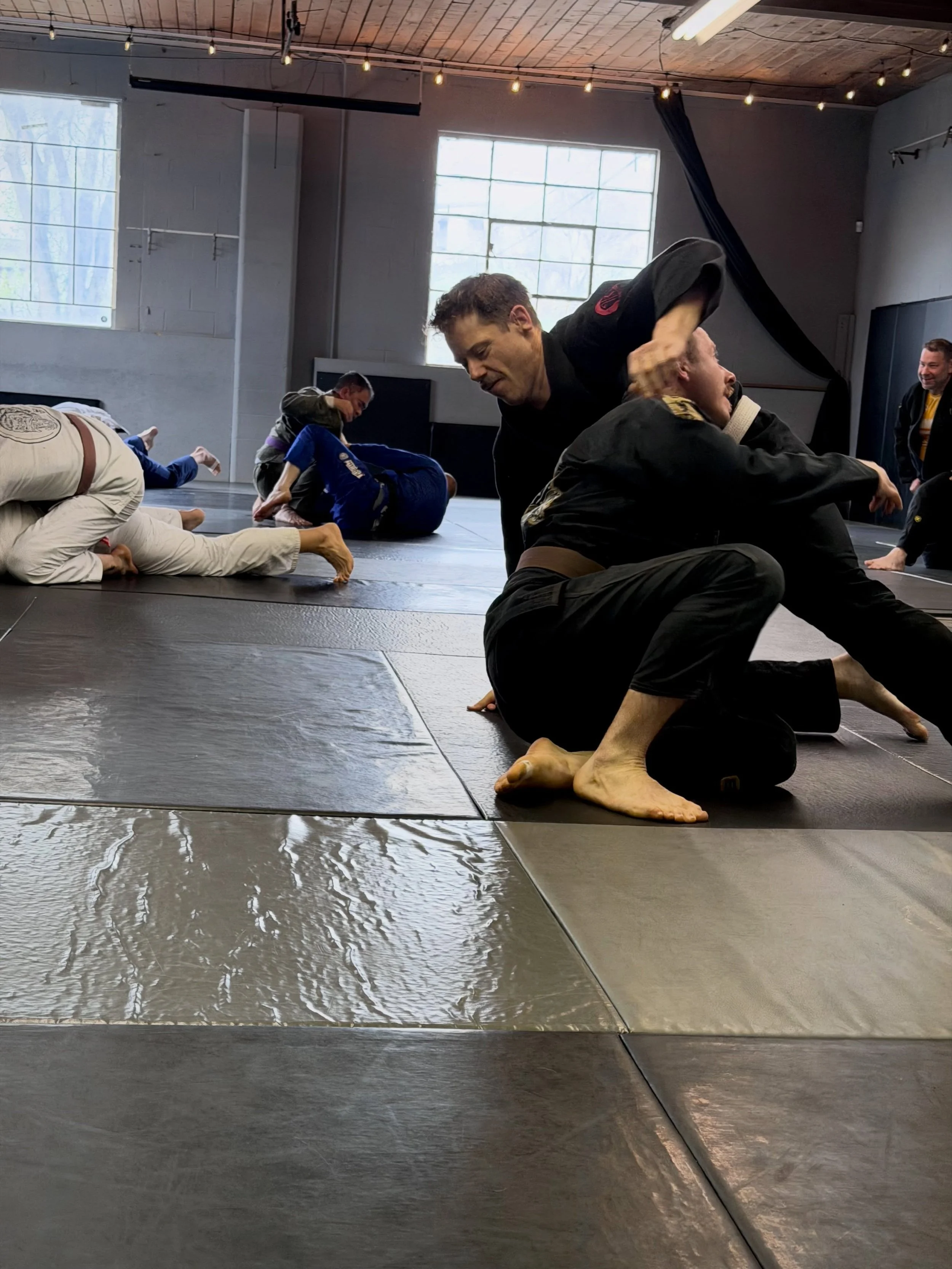 New week. Time to wrestle up. Newbies welcome click the link in the bio. #sbg #otov #beginnerfriendly #bjj #sbgyeg