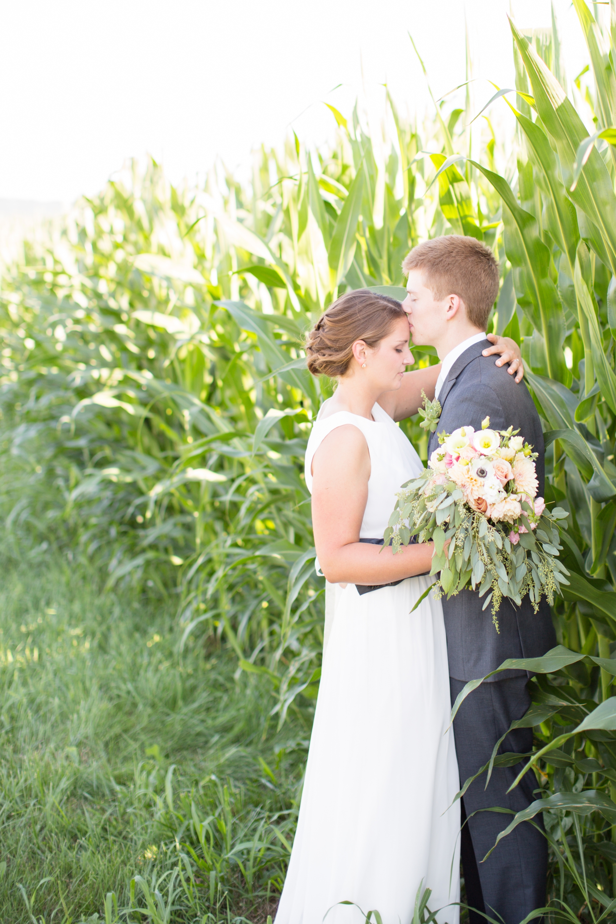 3-Tucker Wedding Bride & Groom Portraits-538_anna grace photography virginia wedding photographer sinkland farms.jpg