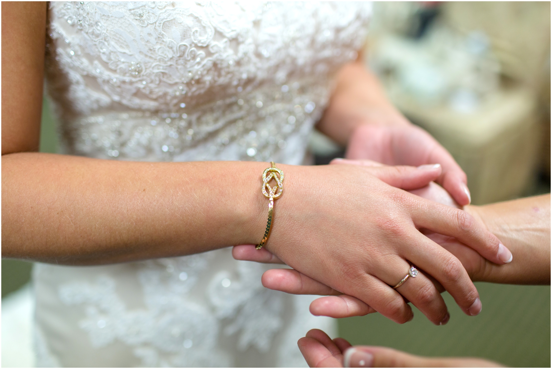 1-Getting-Ready-Worrall-Wedding-168.jpg