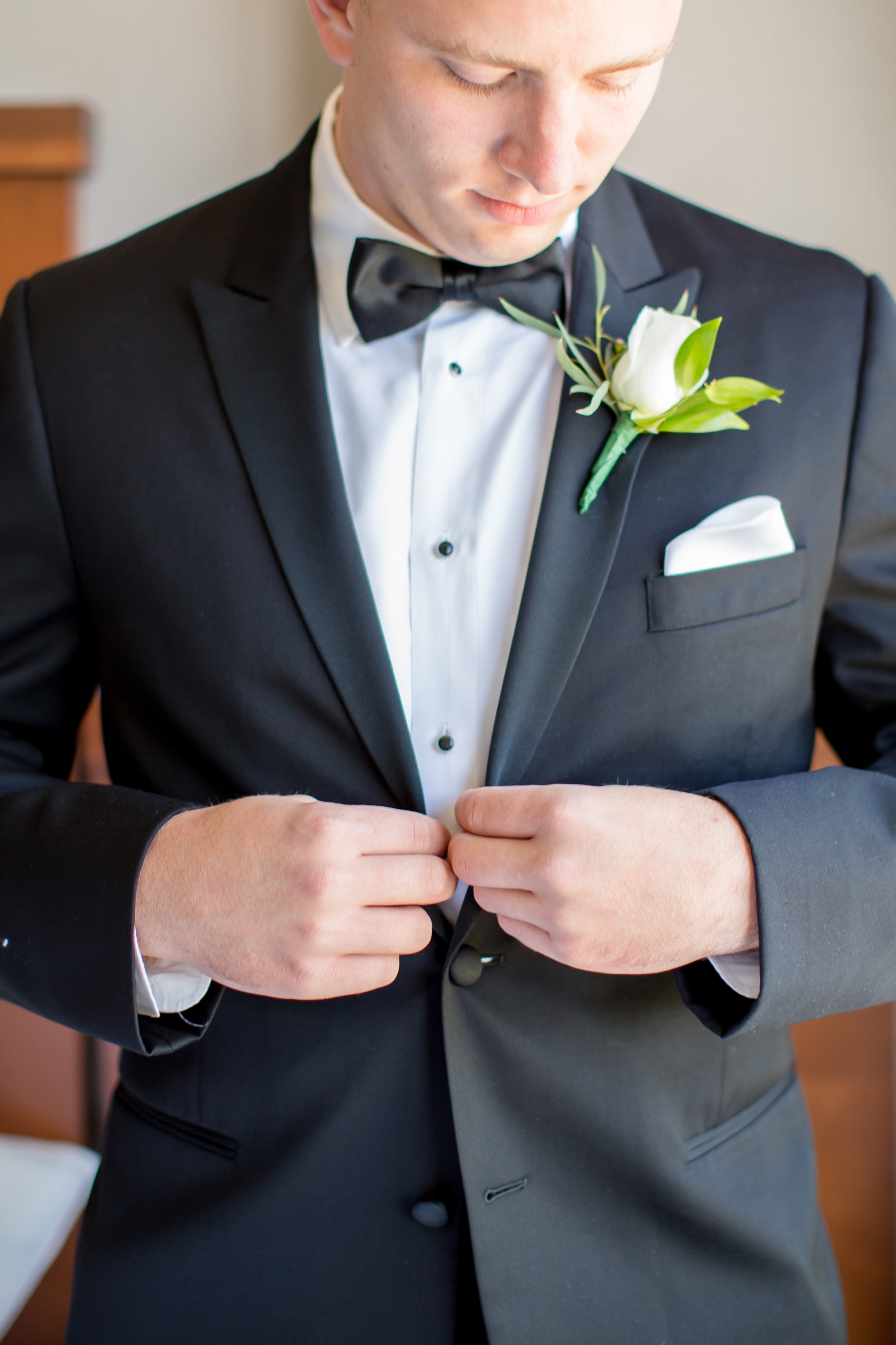 Peterson 1-Getting Ready-17_anna grace photography milford connecticut destination wedding photographer Great River Country Club photo.jpg