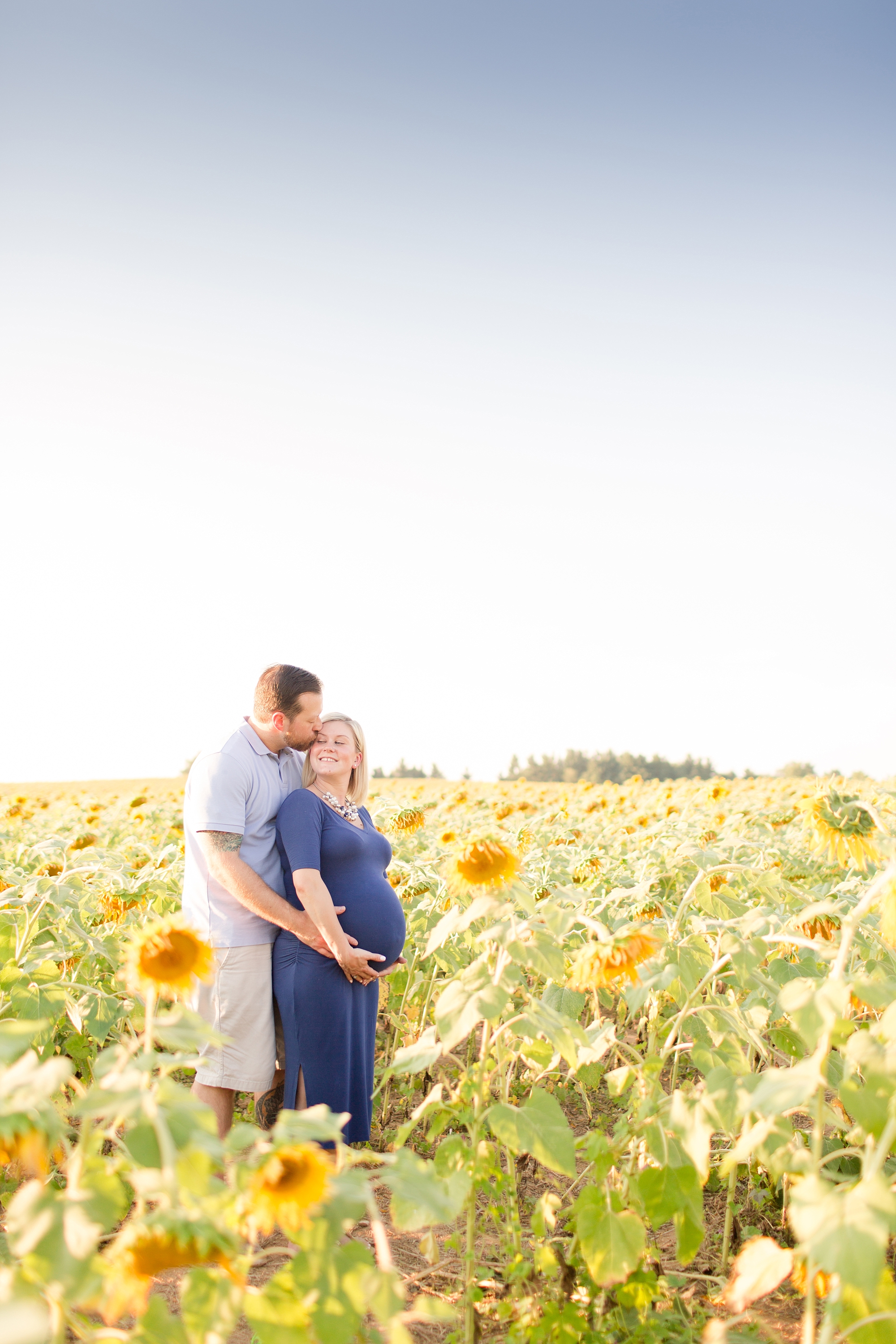 Andrews Family 2016-116_anna grace photography baltimore maryland maternity family photographer sunflower field photo.jpg