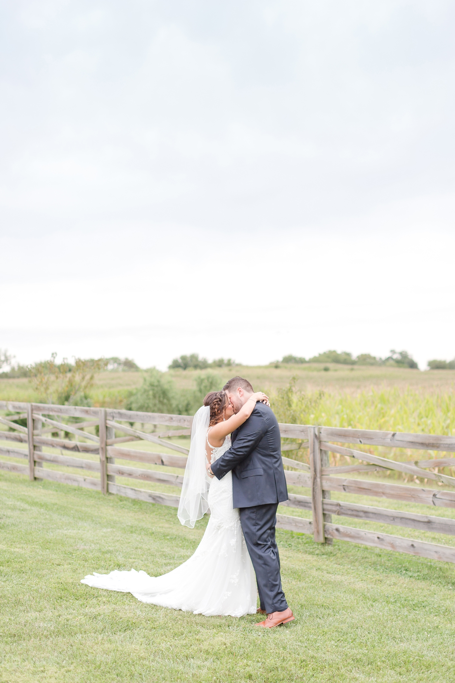 ANDRE WEDDING HIGHLIGHTS-161_walkers-overlook-wedding-walkersville-maryland-wedding-anna-grace-photography-photo.jpg