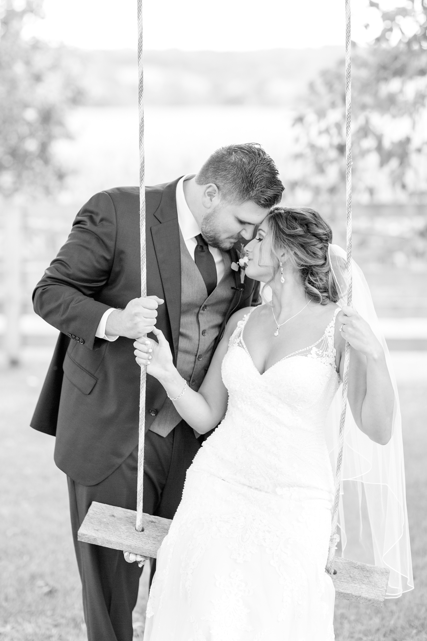ANDRE WEDDING HIGHLIGHTS-202_walkers-overlook-wedding-walkersville-maryland-wedding-anna-grace-photography-photo.jpg