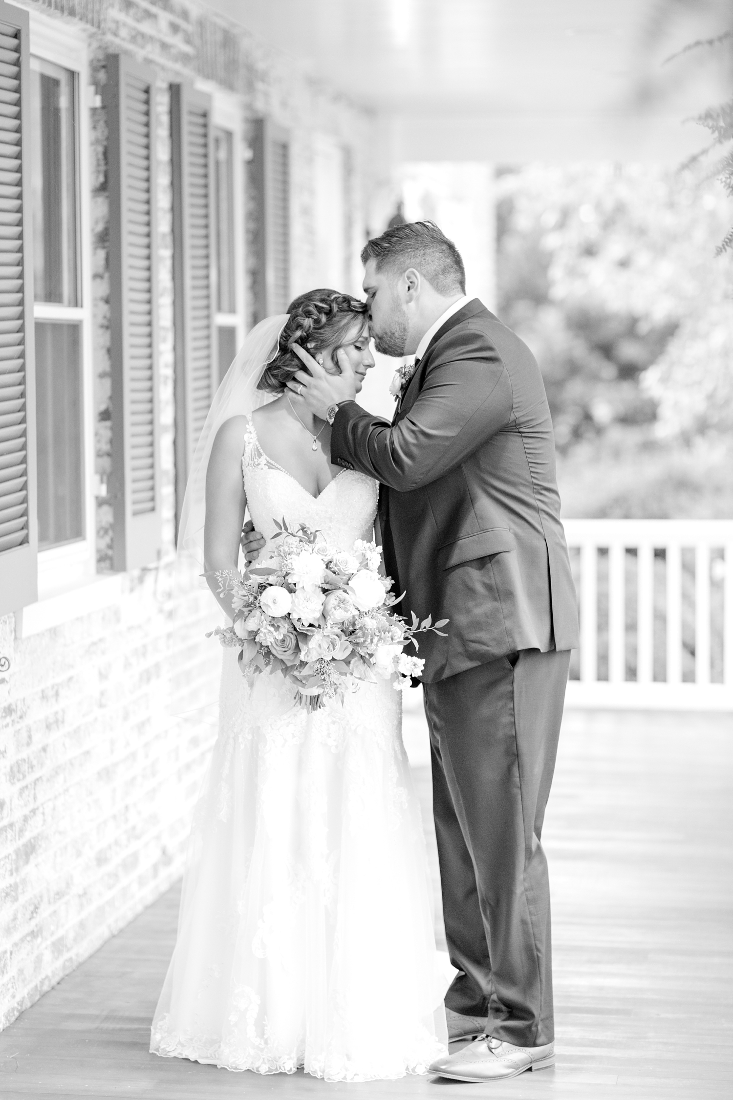 ANDRE WEDDING HIGHLIGHTS-460_walkers-overlook-wedding-walkersville-maryland-wedding-anna-grace-photography-photo.jpg