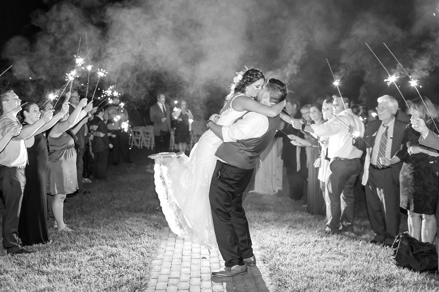 ANDRE WEDDING HIGHLIGHTS-598_walkers-overlook-wedding-walkersville-maryland-wedding-anna-grace-photography-photo.jpg