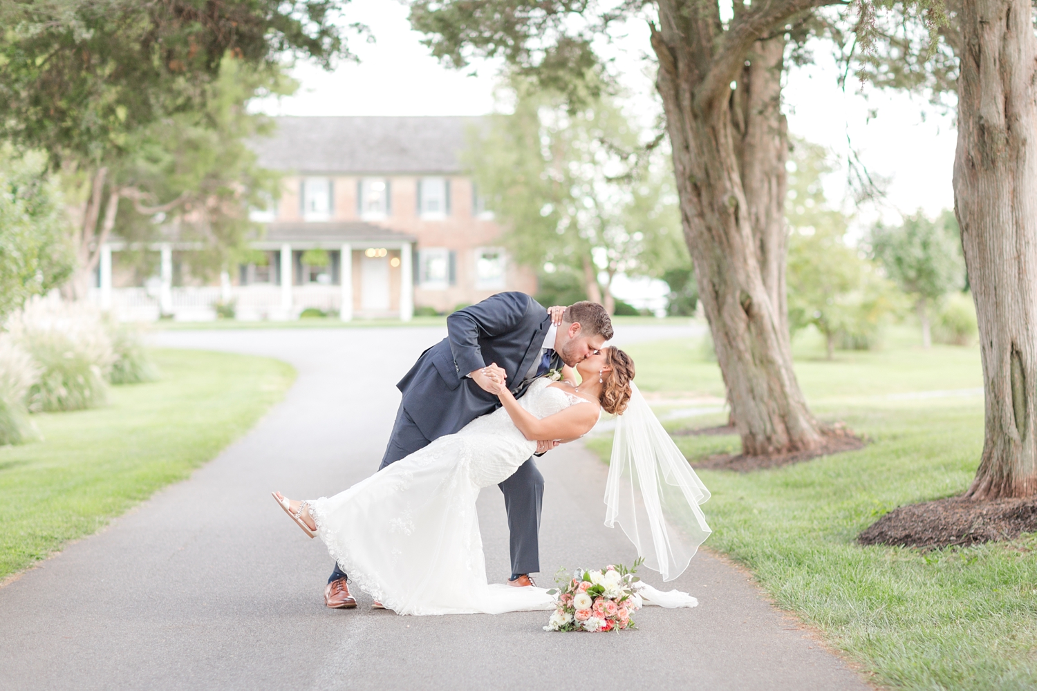 ANDRE WEDDING HIGHLIGHTS-607_walkers-overlook-wedding-walkersville-maryland-wedding-anna-grace-photography-photo.jpg